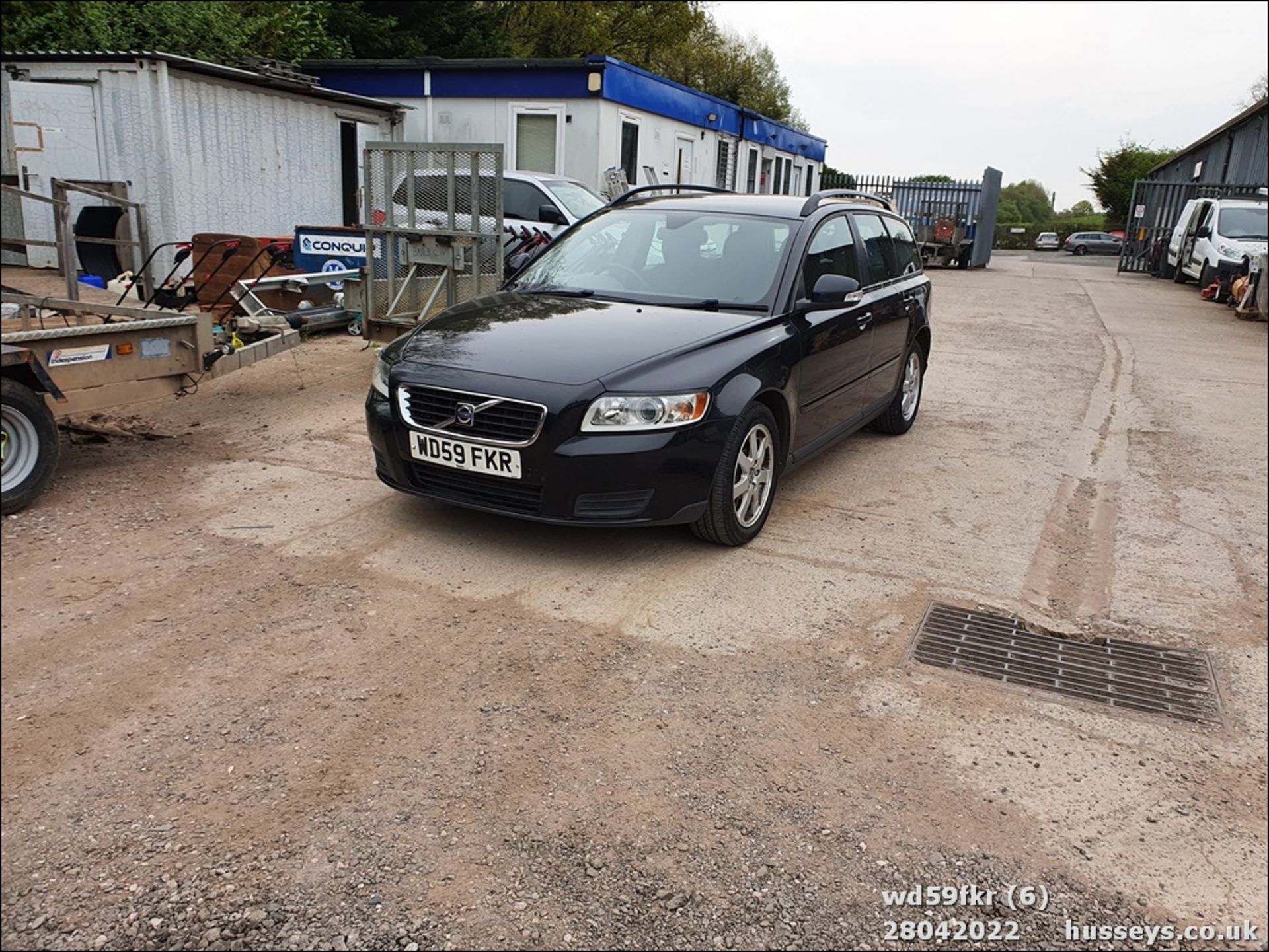 10/59 VOLVO V50 S D AUTO - 1997cc 5dr Estate (Black, 95k) - Image 6 of 23