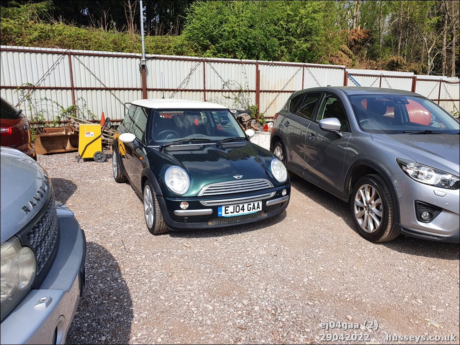 04/04 MINI MINI COOPER - 1598cc 3dr Hatchback (Green, 114k) - Image 2 of 26