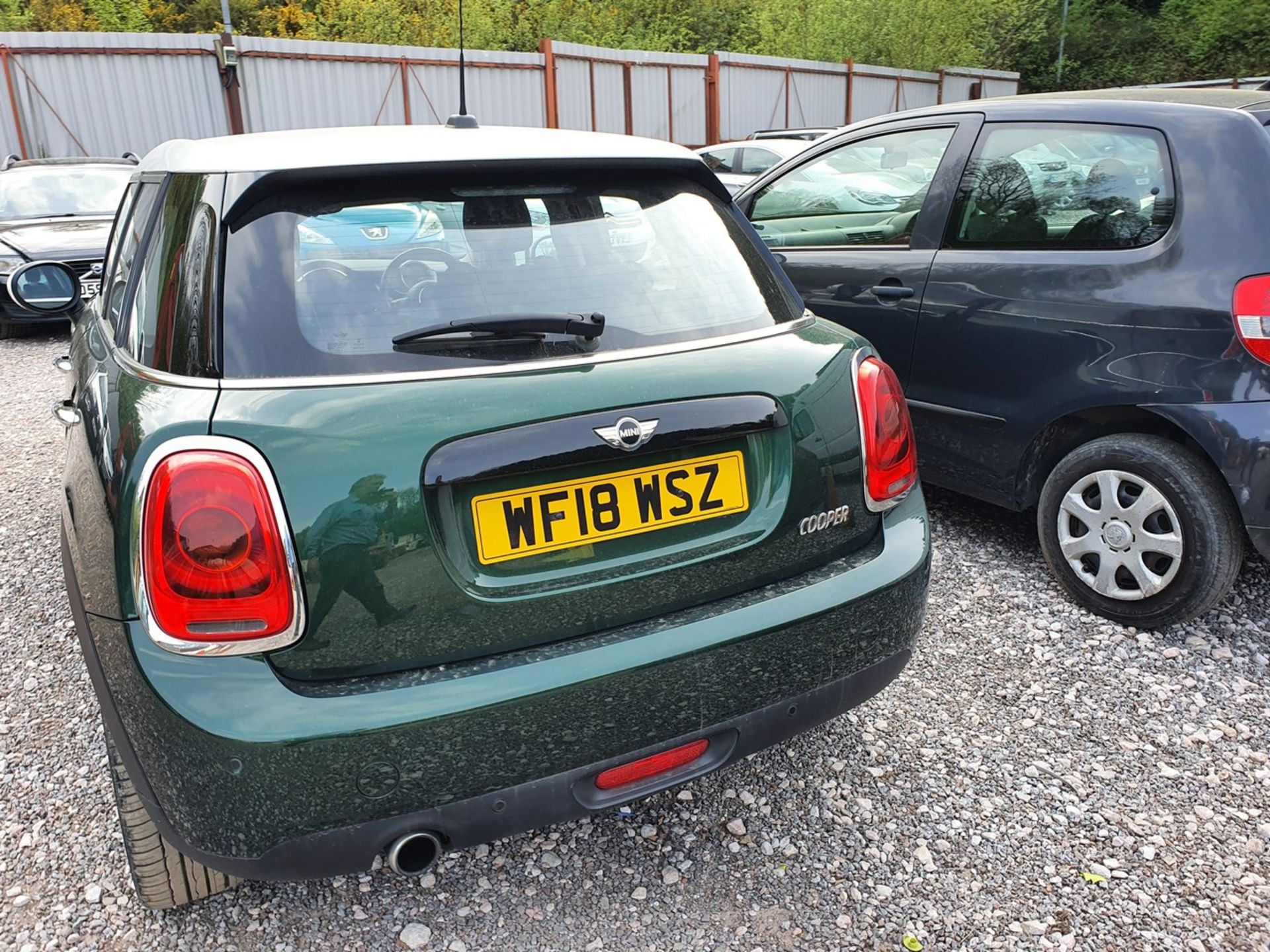 18/18 MINI COOPER - 1499cc 5dr Hatchback (Green, 20k) - Image 18 of 33