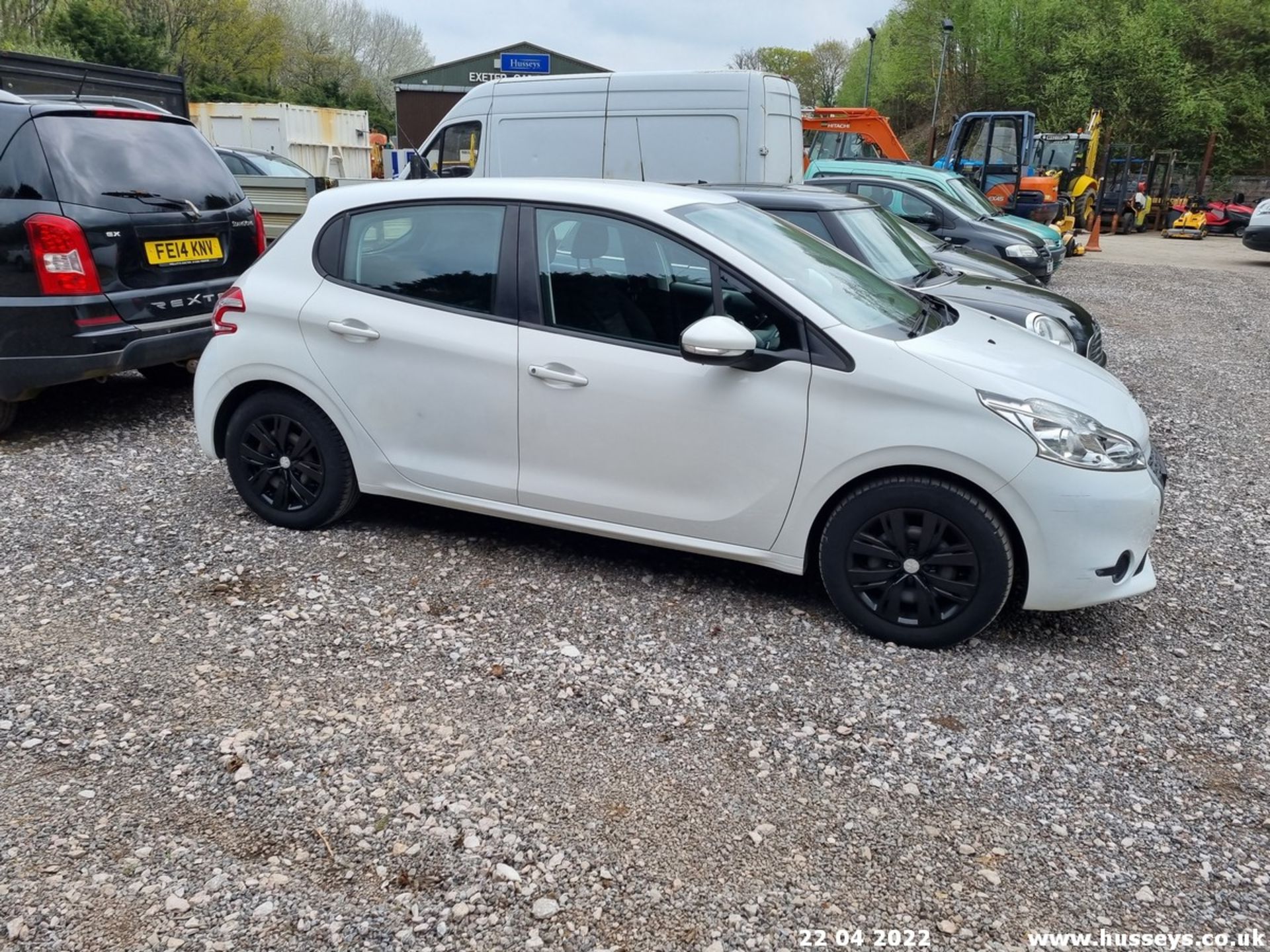 15/15 PEUGEOT 208 ACCESS PLUS - 1000cc 5dr Hatchback (White, 29k) - Image 10 of 20