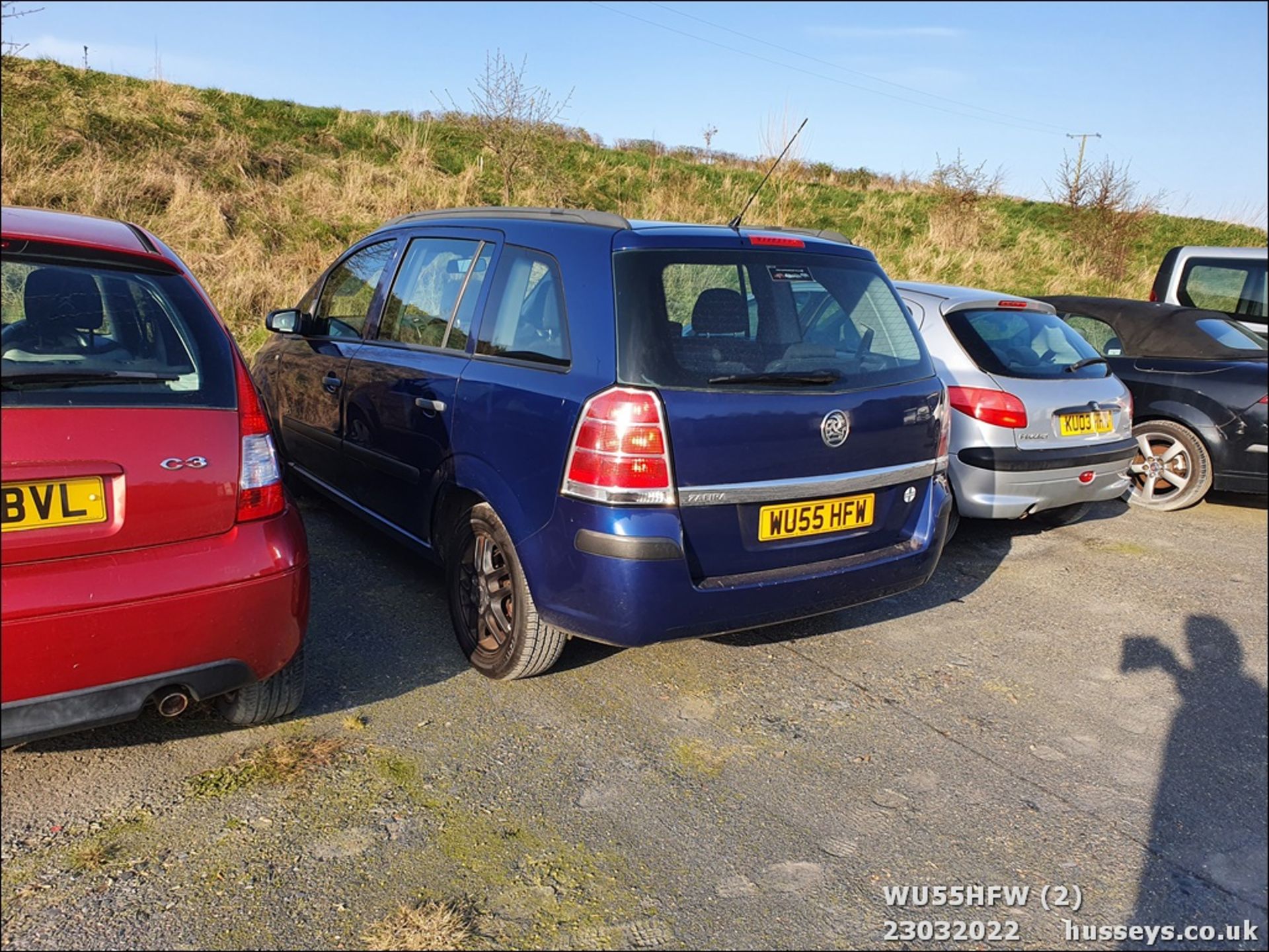 06/55 VAUXHALL ZAFIRA EXPRESSION - 1598cc 5dr MPV (Blue) - Image 3 of 32