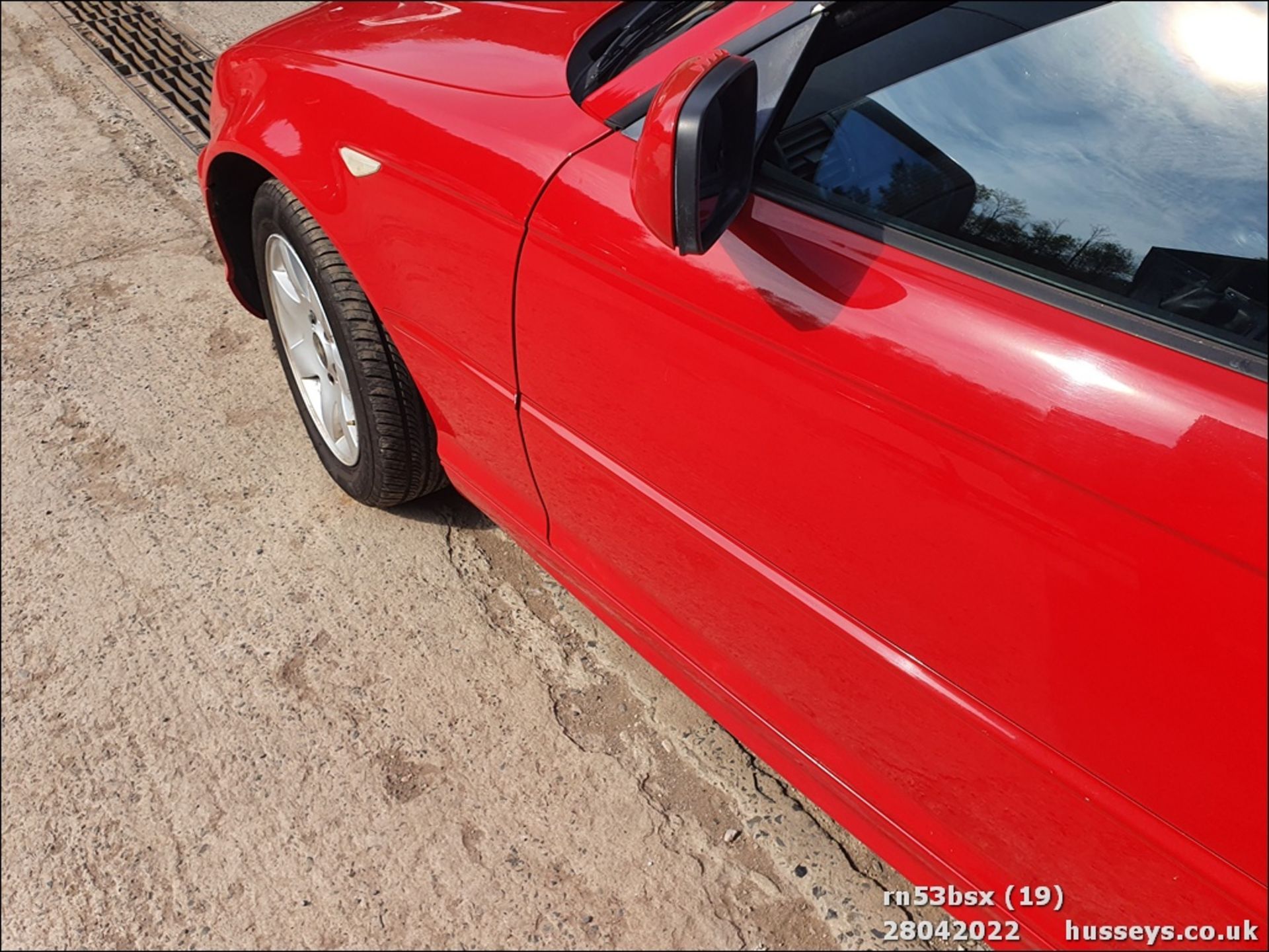 03/53 BMW 318 CI SE - 1995cc 2dr Convertible (Red) - Image 19 of 25