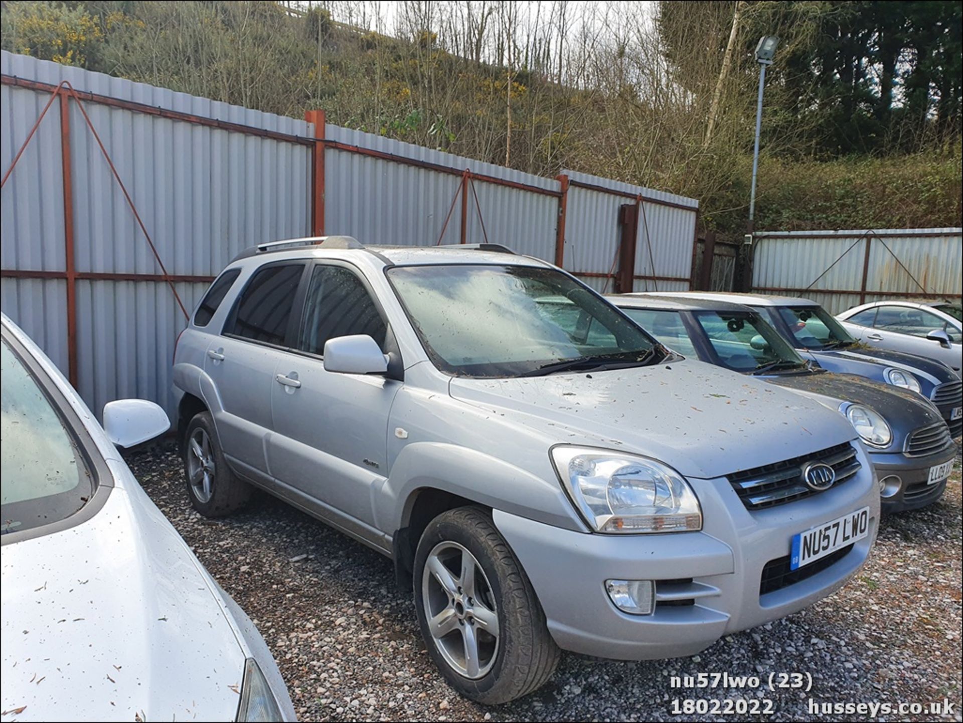 07/57 KIA SPORTAGE TITAN - 1975cc 5dr Hatchback (Silver, 112k) - Image 23 of 24