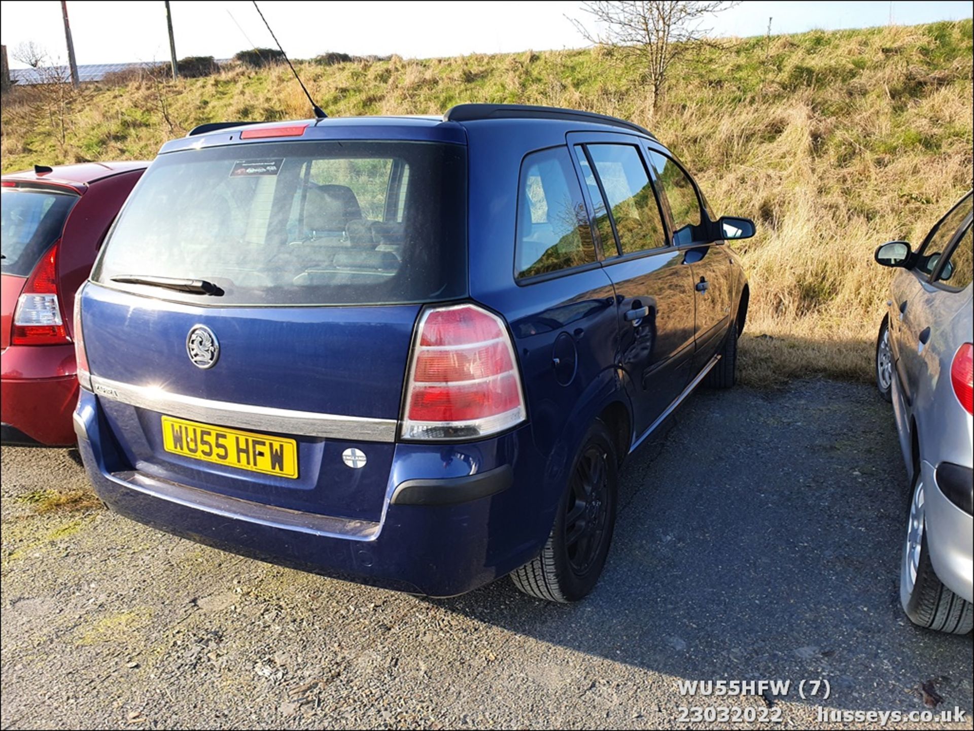 06/55 VAUXHALL ZAFIRA EXPRESSION - 1598cc 5dr MPV (Blue) - Image 8 of 32