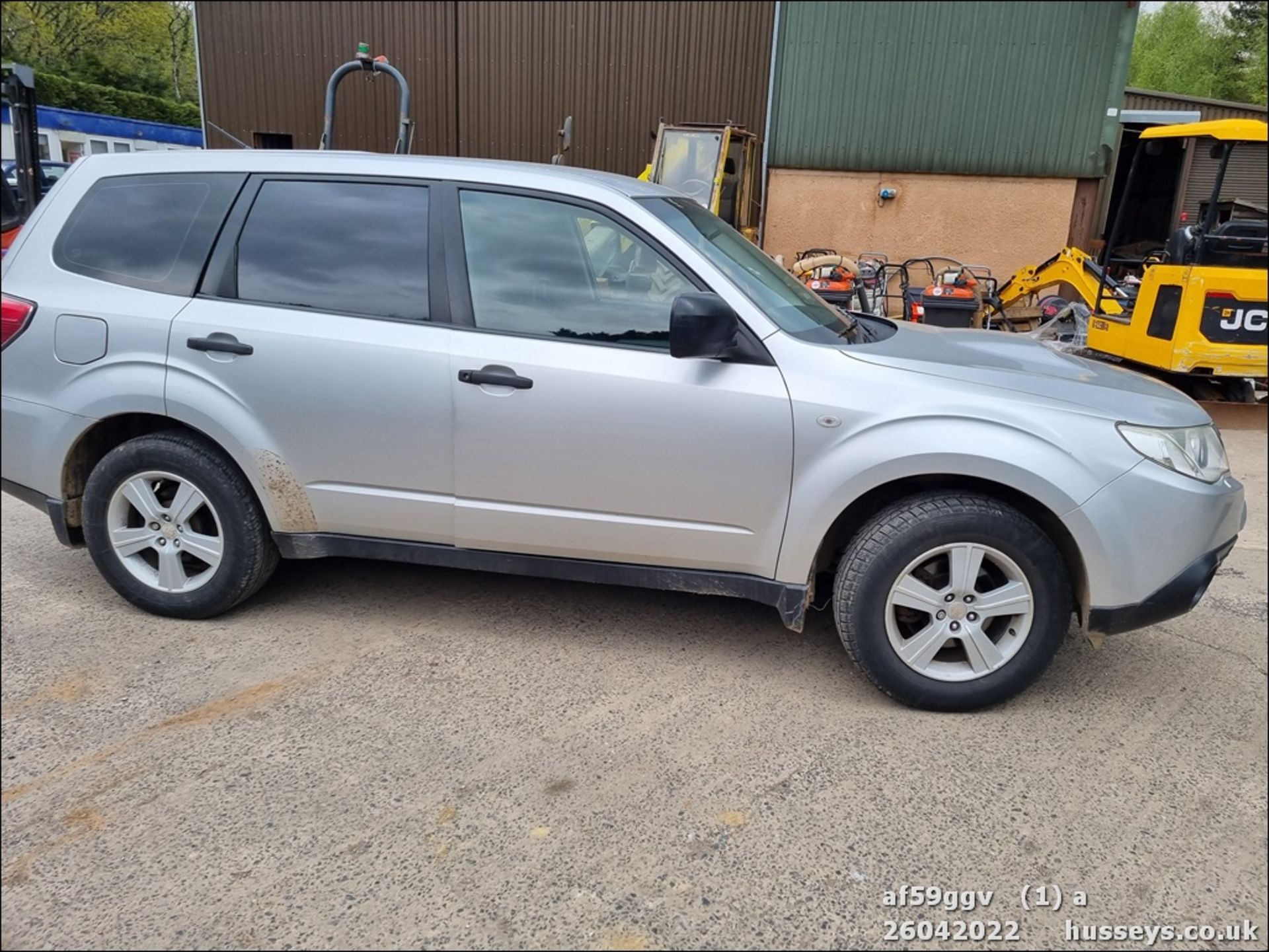 10/59 SUBARU FORESTER X BOXER D 4WD - 1998cc 5dr Estate (Silver, 126k) - Image 2 of 42