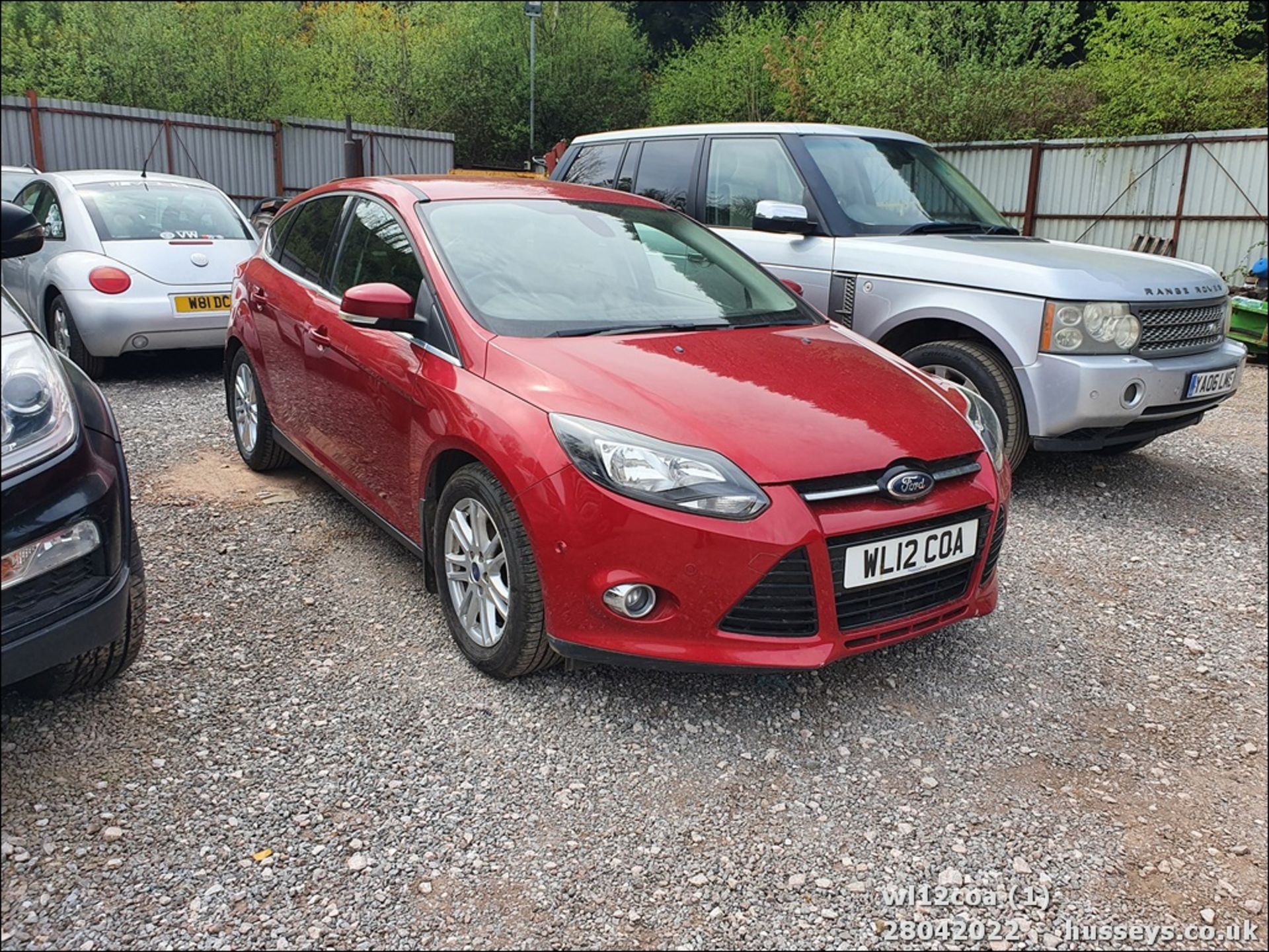 12/12 FORD FOCUS TITANIUM TURBO - 998cc 5dr Hatchback (Red) - Image 2 of 14