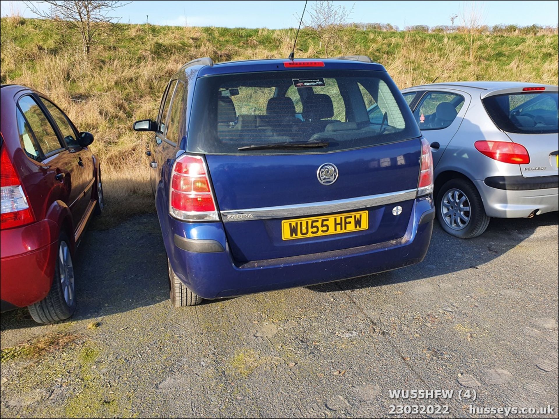 06/55 VAUXHALL ZAFIRA EXPRESSION - 1598cc 5dr MPV (Blue) - Image 5 of 32