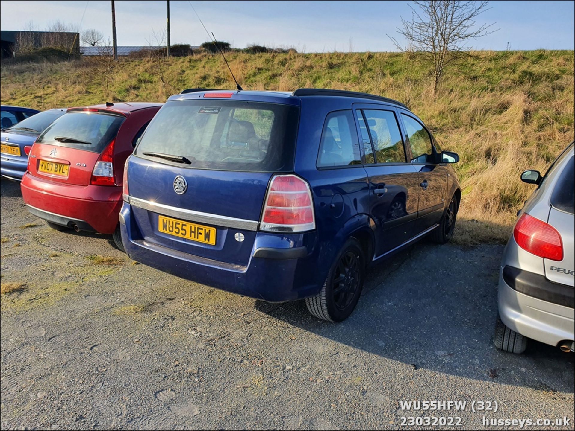 06/55 VAUXHALL ZAFIRA EXPRESSION - 1598cc 5dr MPV (Blue) - Image 32 of 32