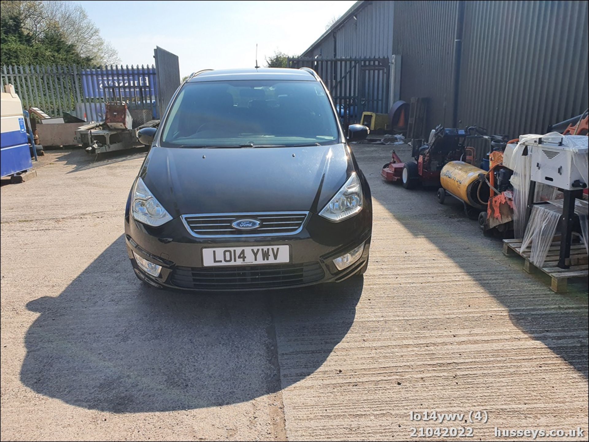 14/14 FORD GALAXY ZETEC TDCI AUTO - 1997cc 5dr MPV (Black, 182k) - Image 5 of 25