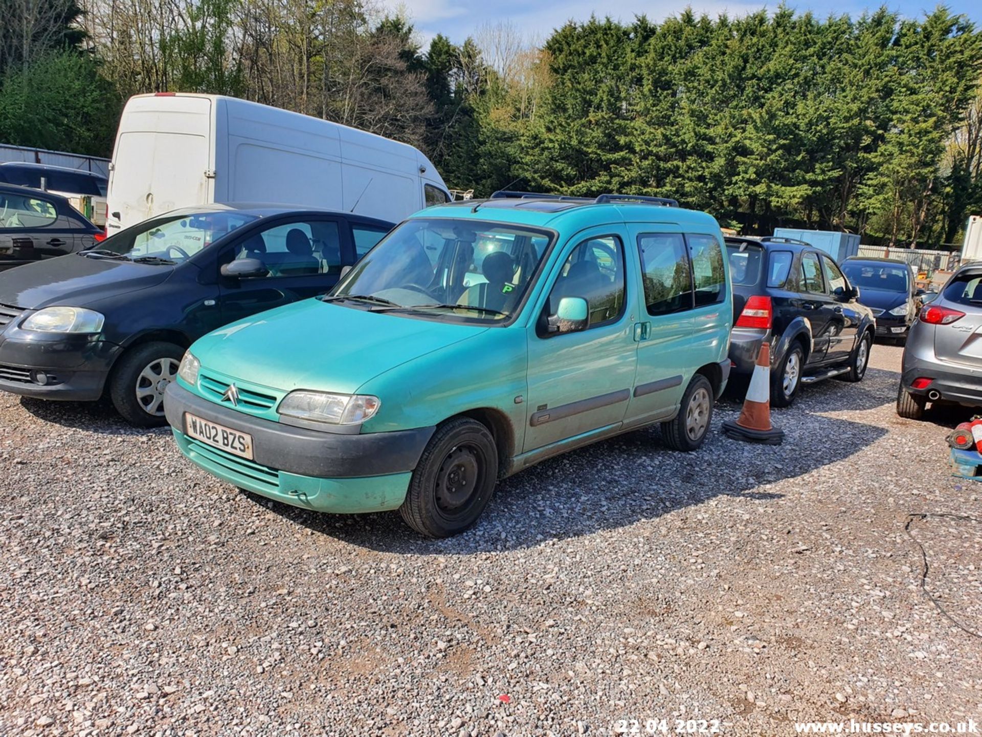 02/02 CITROEN BERLINGO MULTISPACE FORTE - 1868cc 5dr MPV (Green) - Image 11 of 18