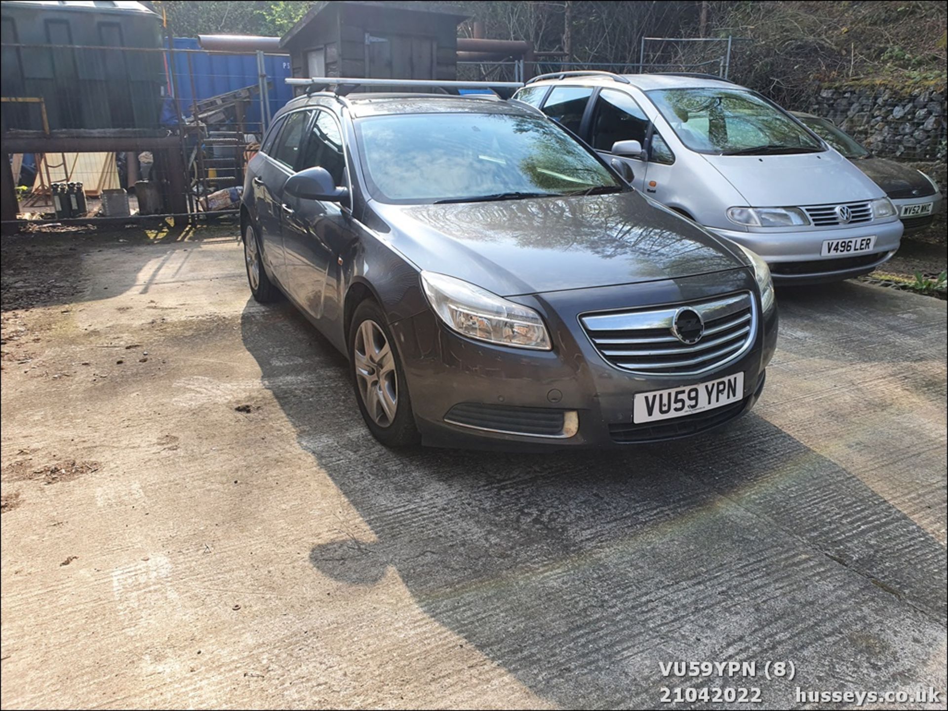 09/59 VAUXHALL INSIGNIA EXCLUSIV 130CDTI - 1956cc 5dr Estate (Grey, 132k) - Image 9 of 28