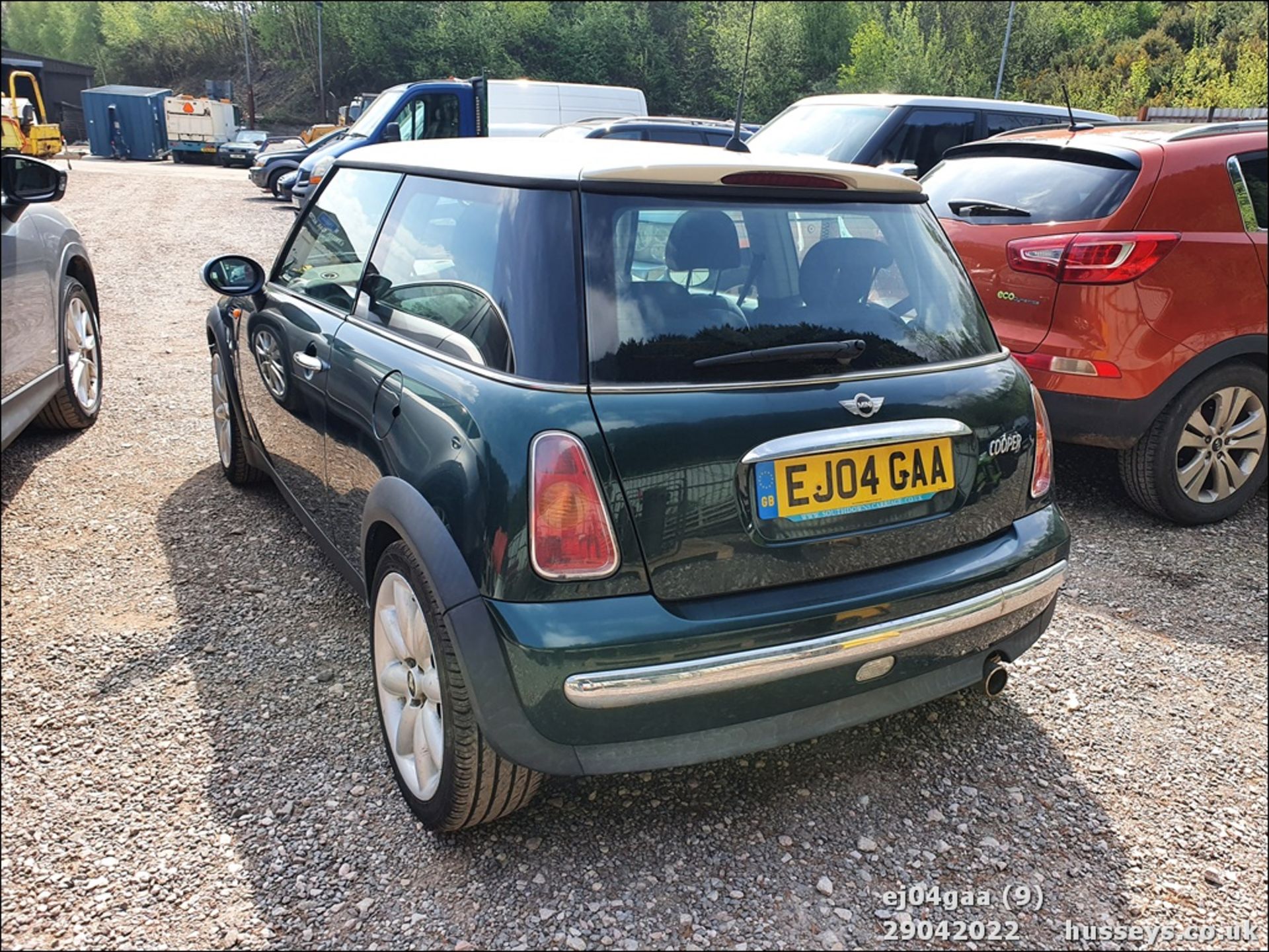 04/04 MINI MINI COOPER - 1598cc 3dr Hatchback (Green, 114k) - Image 9 of 26