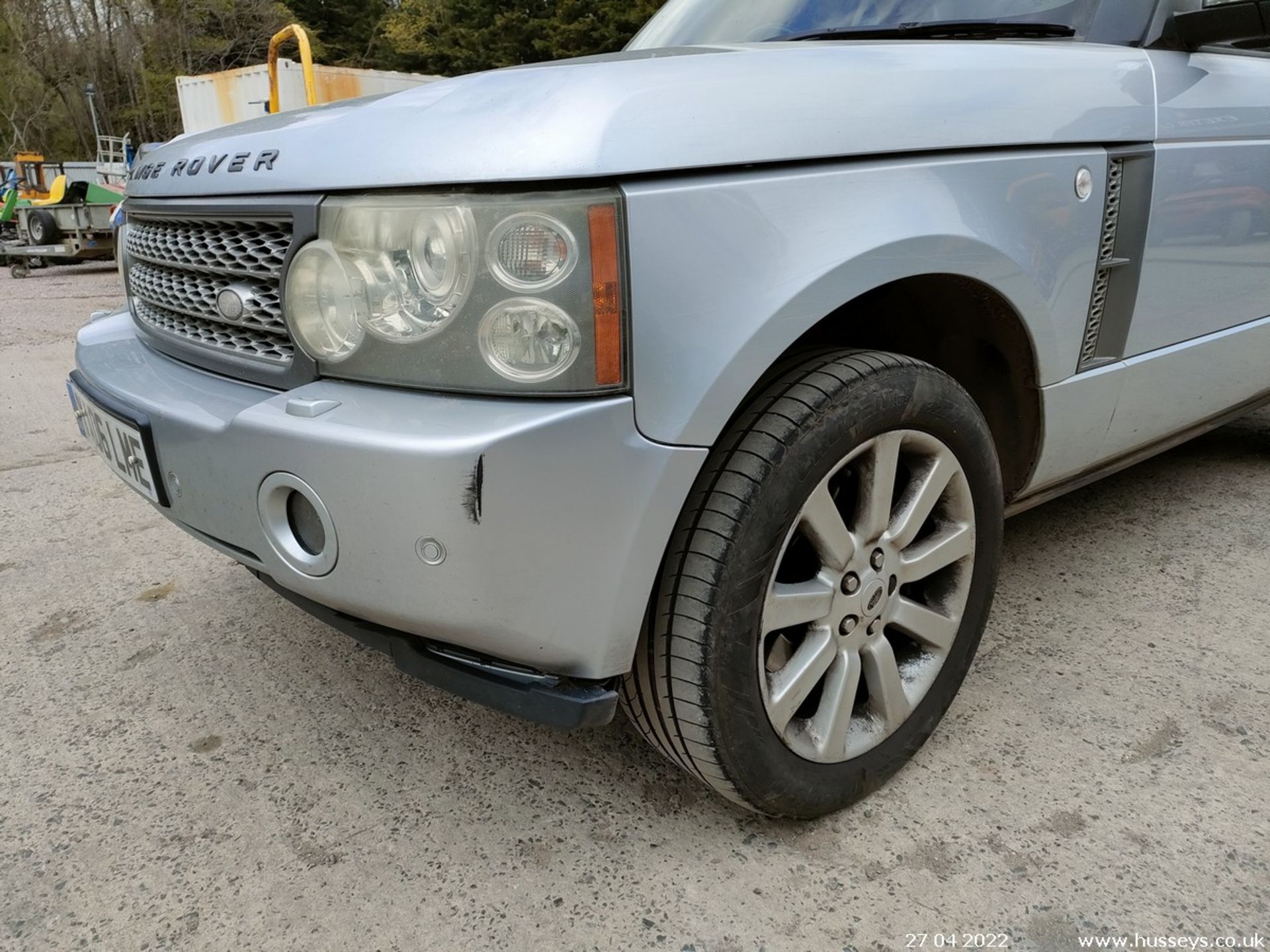 06/06 LAND ROVER RANGEROVER V8 SC AUTO - 4197cc 5dr Estate (Silver, 154k) - Image 3 of 23