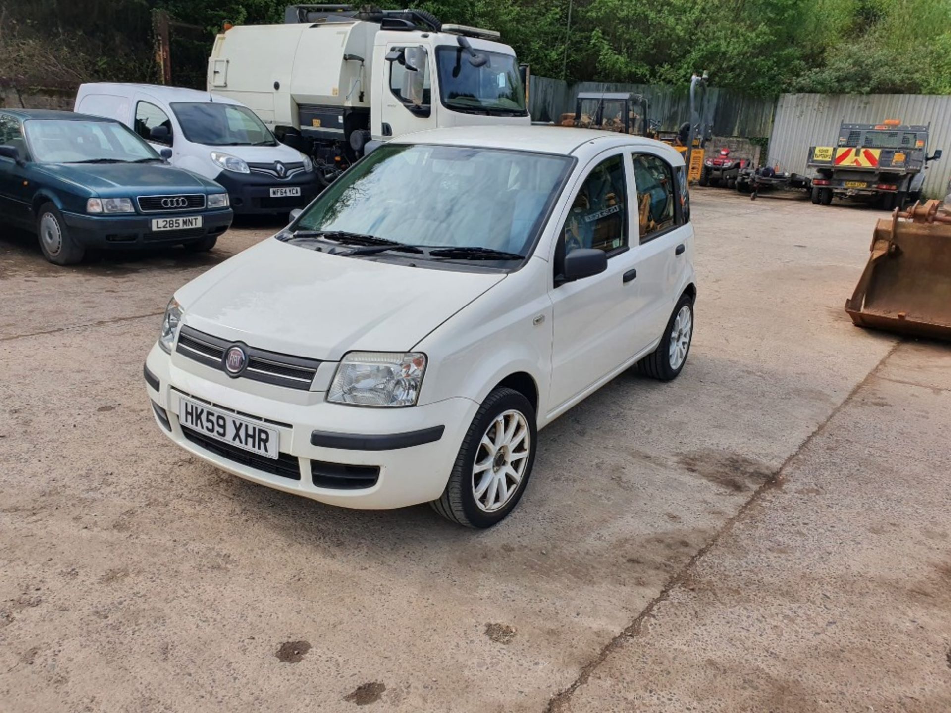 10/59 FIAT PANDA DYNAMIC MULTIJET - 1248cc 5dr Hatchback (White, 82k) - Image 2 of 7