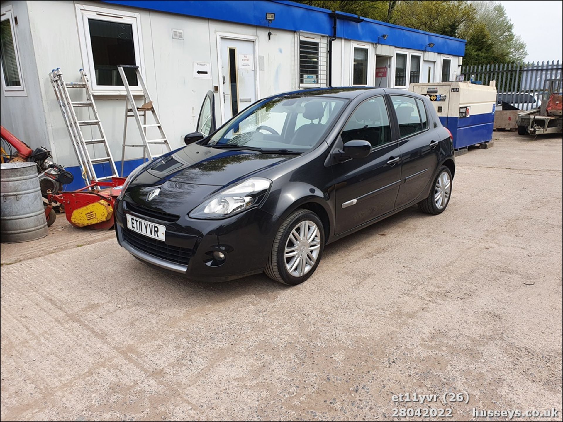 11/11 RENAULT CLIO DYNAMIQUE TOMTOM 16V - 1149cc 5dr Hatchback (Black, 120k) - Image 26 of 27