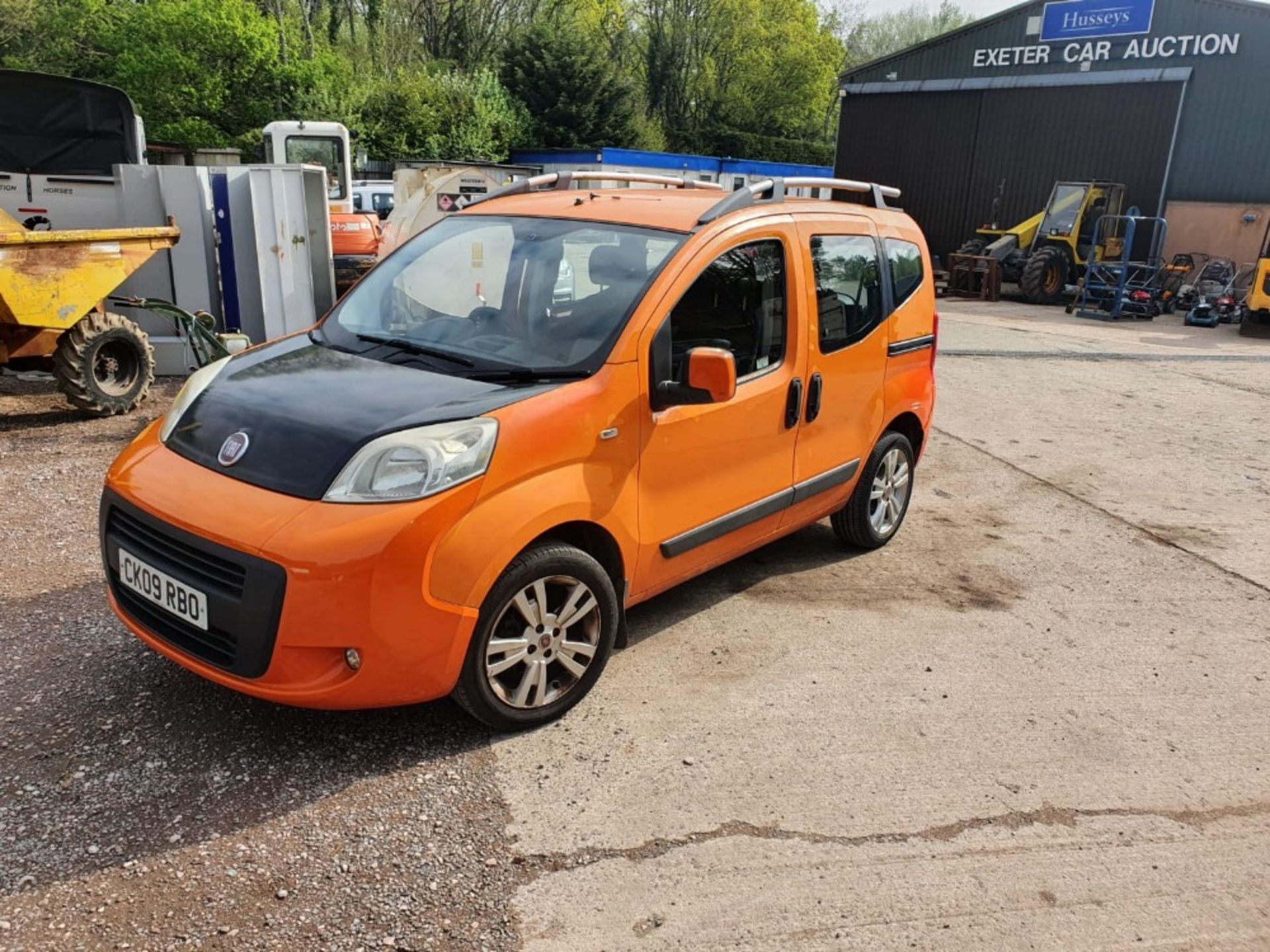 09/09 FIAT QUBO DYNAMIC - 1360cc 5dr MPV (Orange) - Image 6 of 8