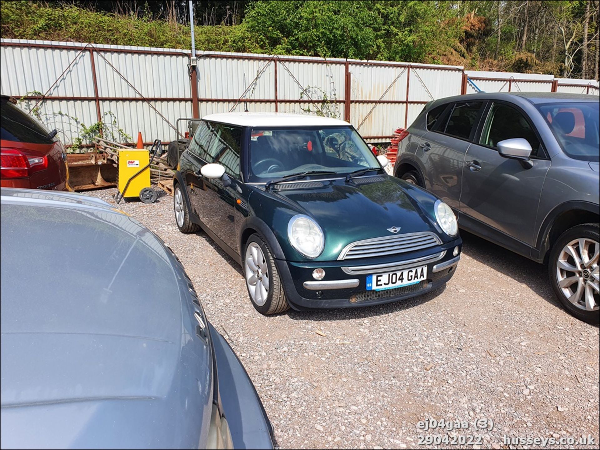 04/04 MINI MINI COOPER - 1598cc 3dr Hatchback (Green, 114k) - Image 3 of 26