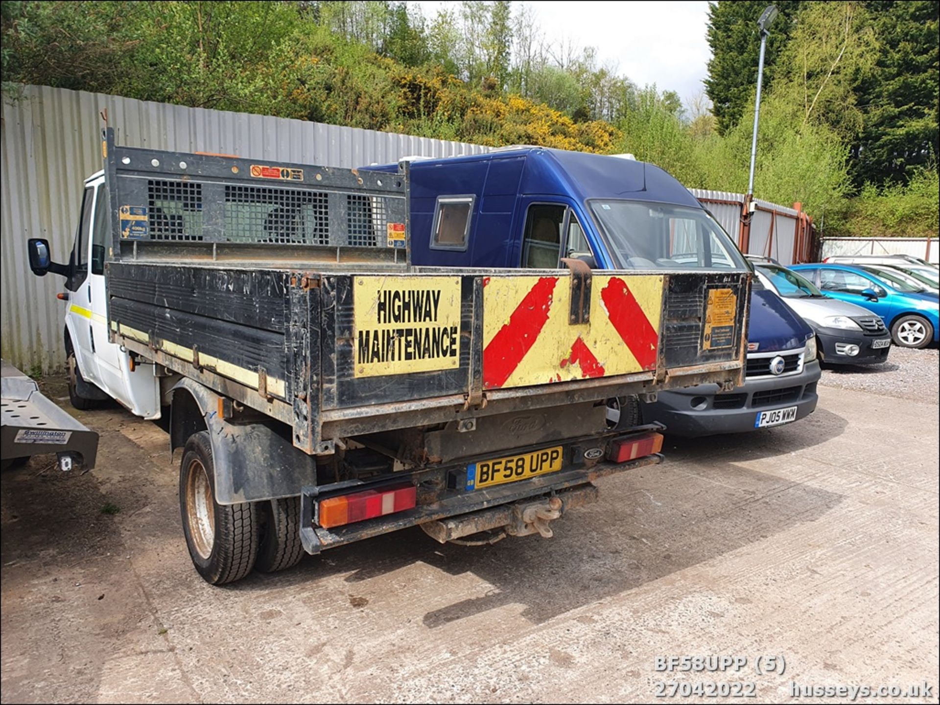 08/58 FORD TRANSIT 115 T350L D/C RWD - 2402cc Tipper (White) - Image 6 of 16