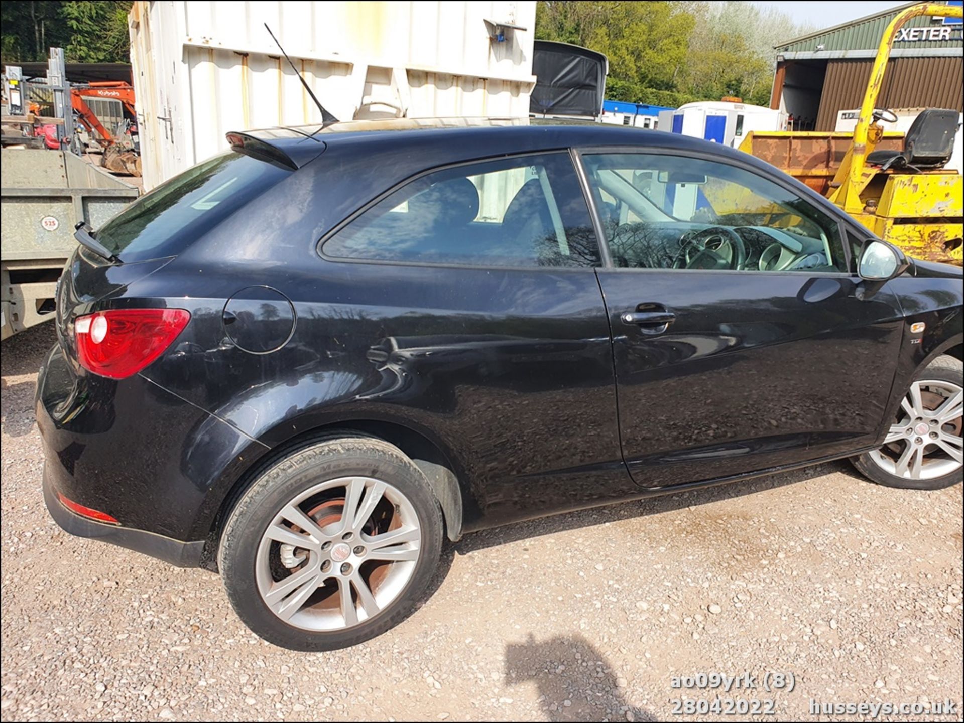 09/09 SEAT IBIZA SPORT TDI - 1896cc 3dr Hatchback (Black, 87k) - Image 8 of 33