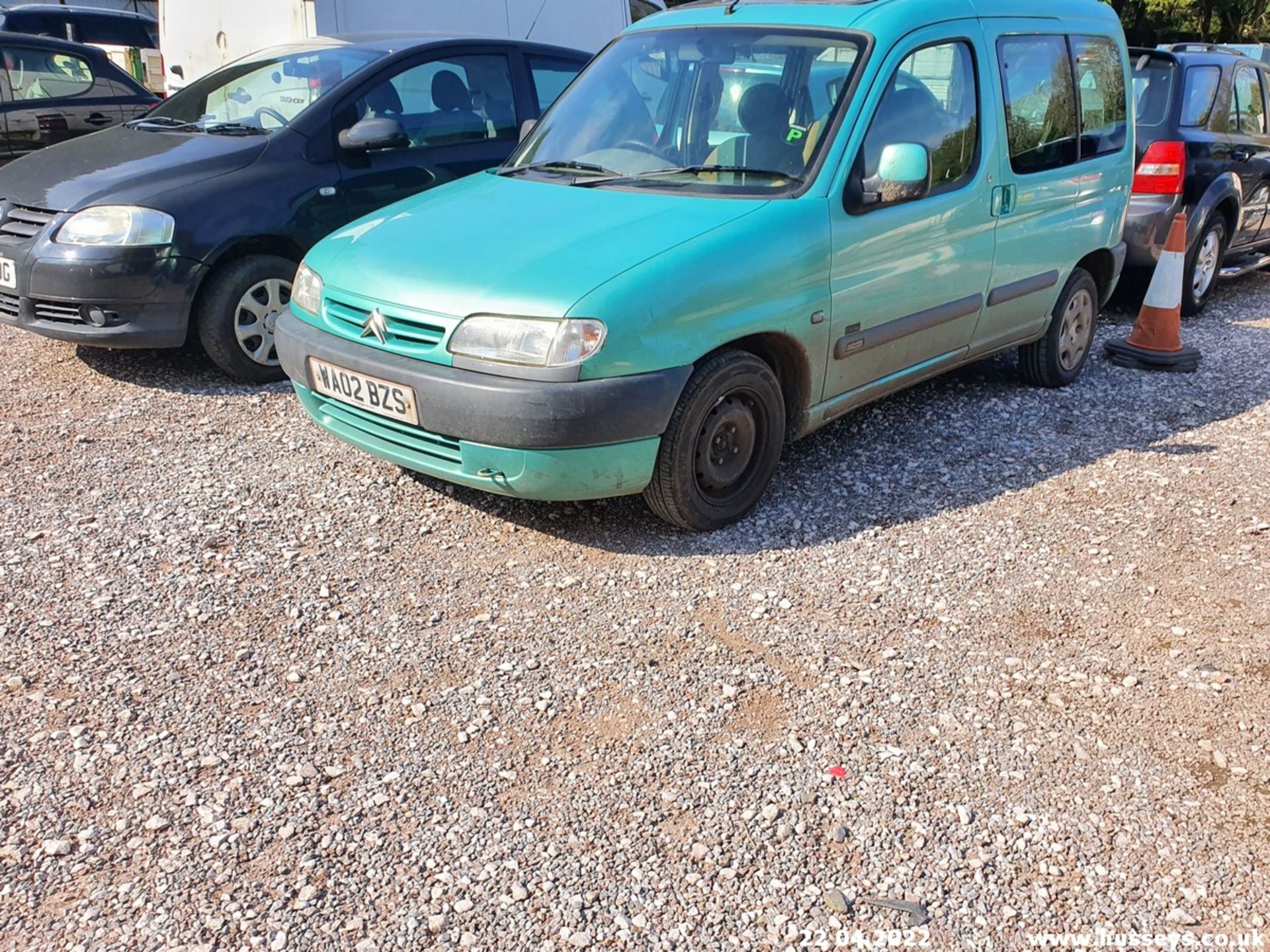 02/02 CITROEN BERLINGO MULTISPACE FORTE - 1868cc 5dr MPV (Green) - Image 10 of 18