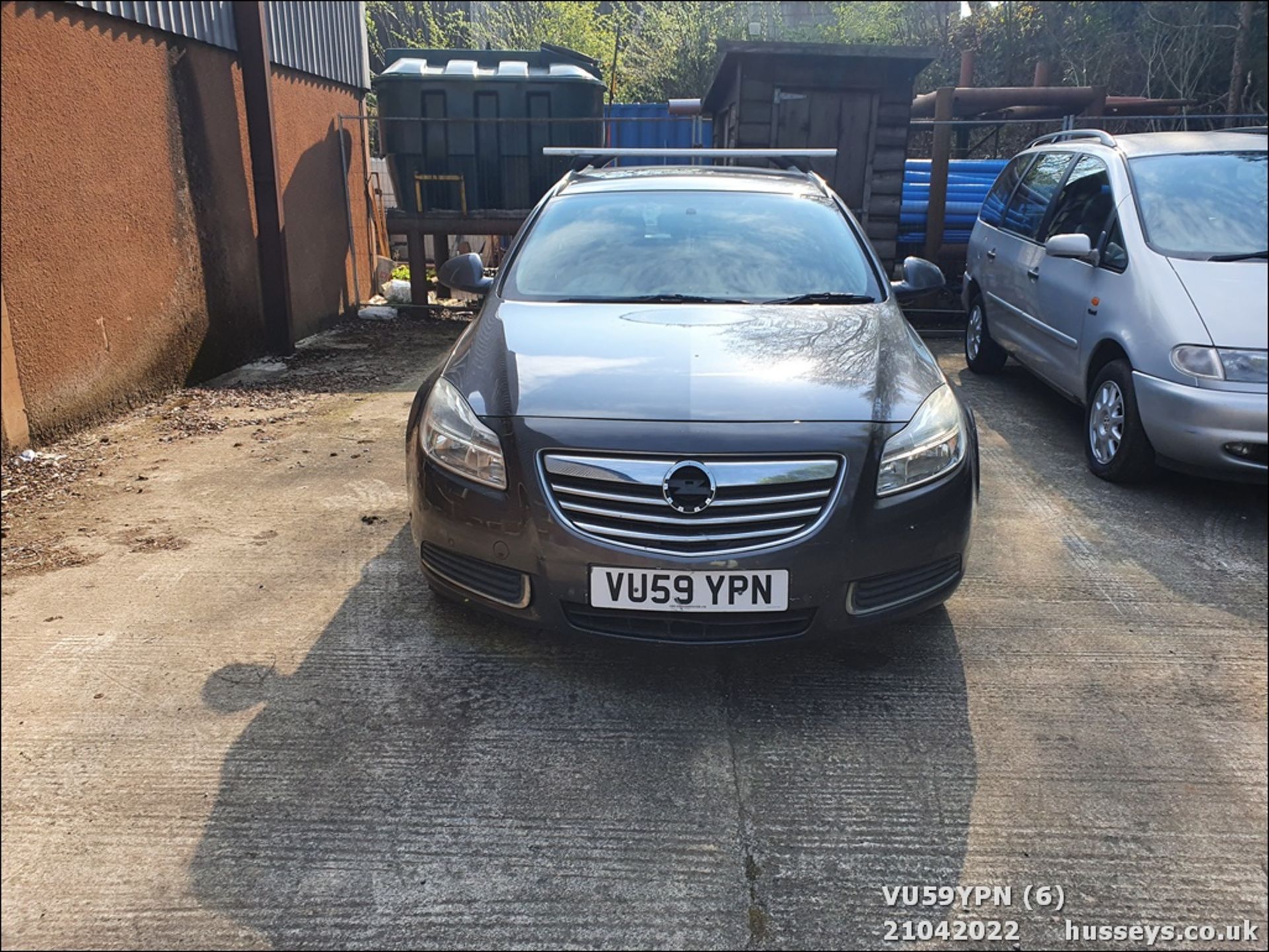 09/59 VAUXHALL INSIGNIA EXCLUSIV 130CDTI - 1956cc 5dr Estate (Grey, 132k) - Image 7 of 28