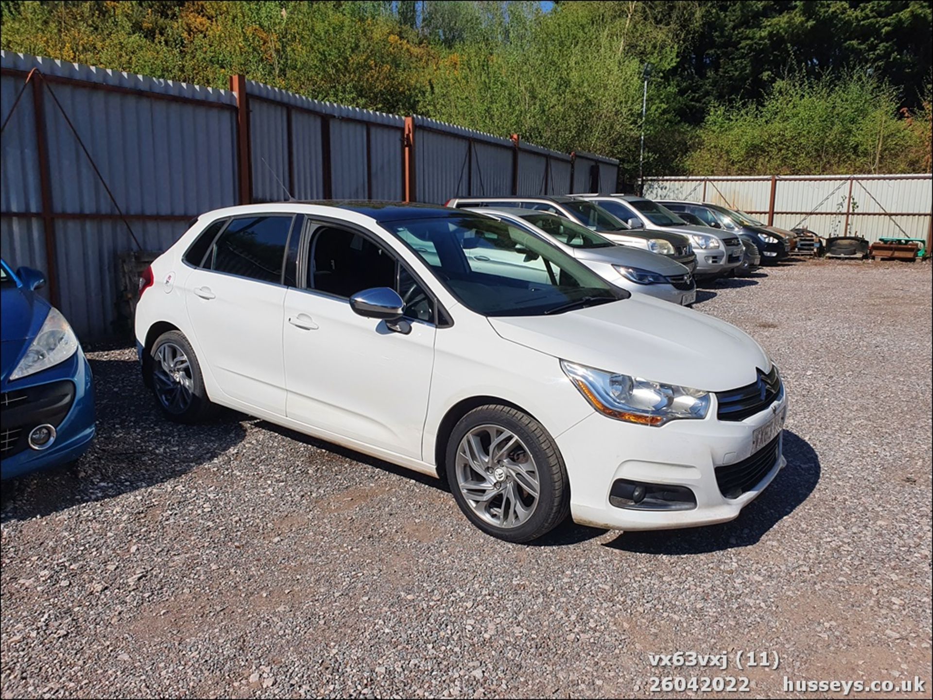 13/63 CITROEN C4 SELECTION AIRDREAM E-H - 1560cc 5dr Hatchback (White, 57k) - Image 11 of 43