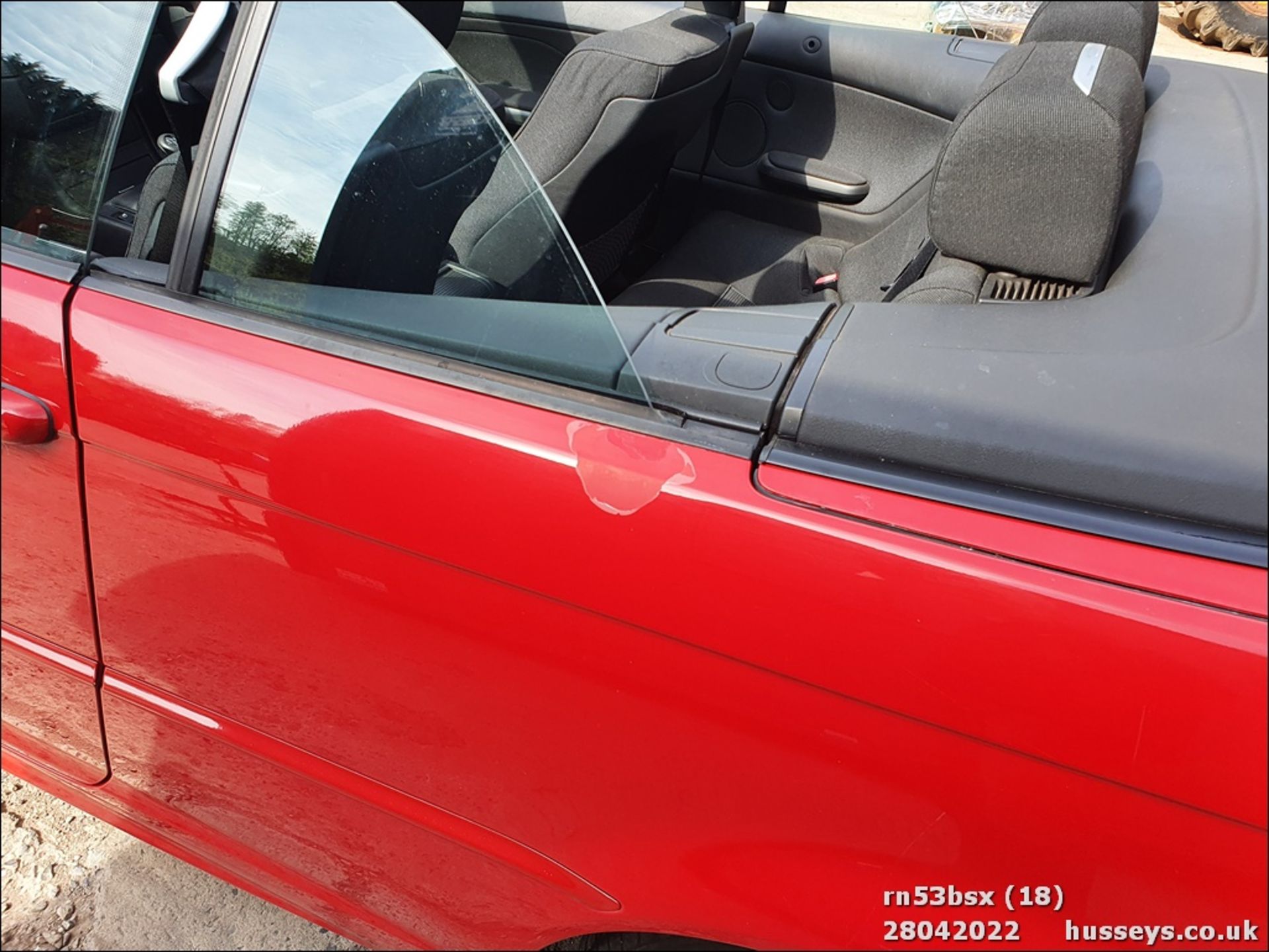 03/53 BMW 318 CI SE - 1995cc 2dr Convertible (Red) - Image 18 of 25