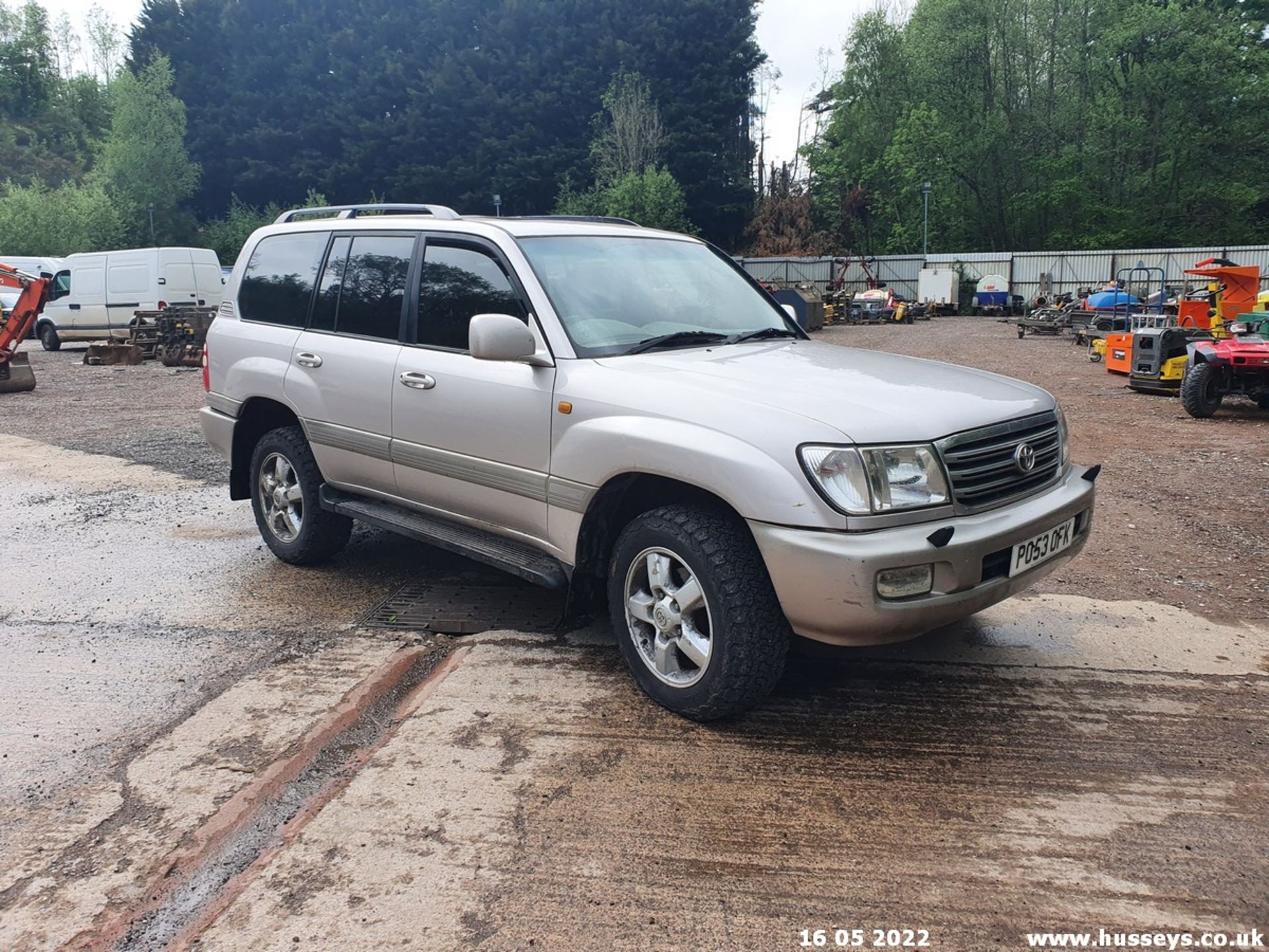 03/53 TOYOTA LAND CRUISER - 4164cc Estate (Silver) - Image 26 of 54