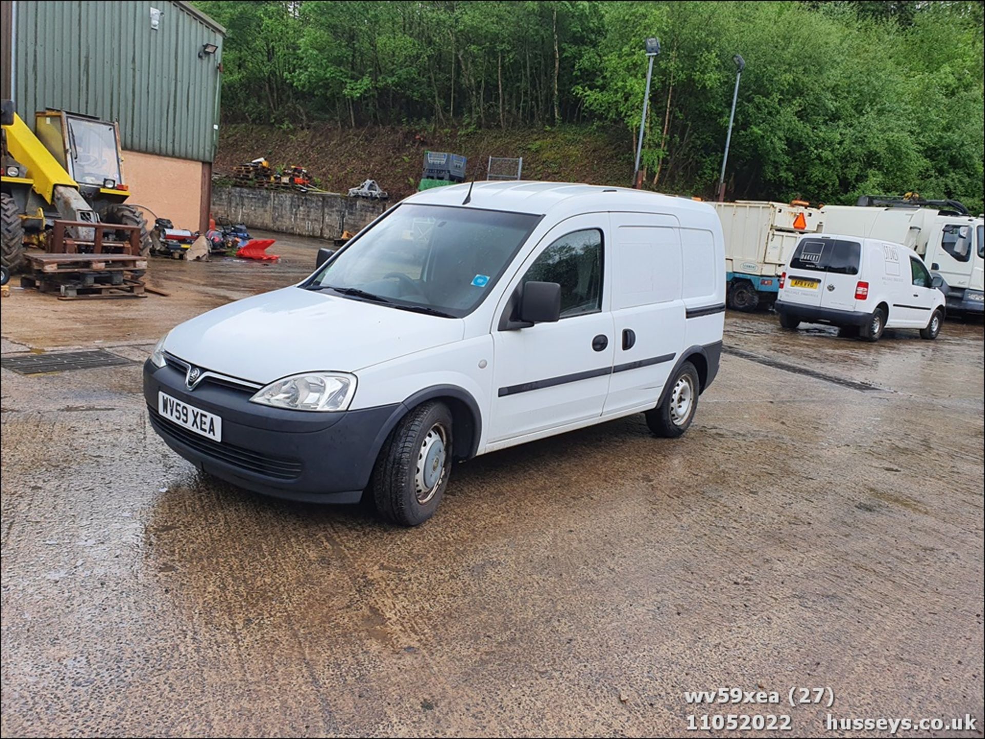 09/59 VAUXHALL COMBO 1700 CDTI - 1248cc 5dr Van (White, 80k) - Image 27 of 46