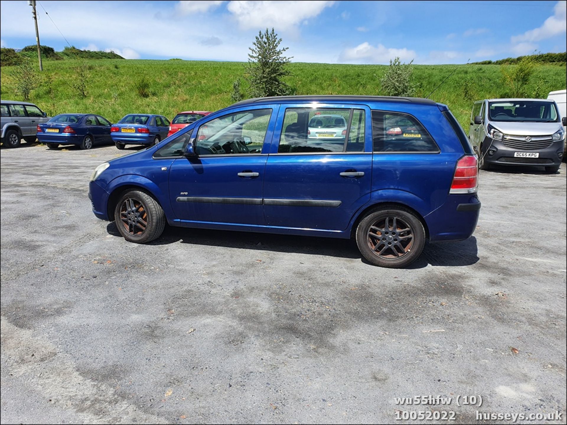 06/55 VAUXHALL ZAFIRA EXPRESSION - 1598cc 5dr MPV (Blue) - Image 10 of 38