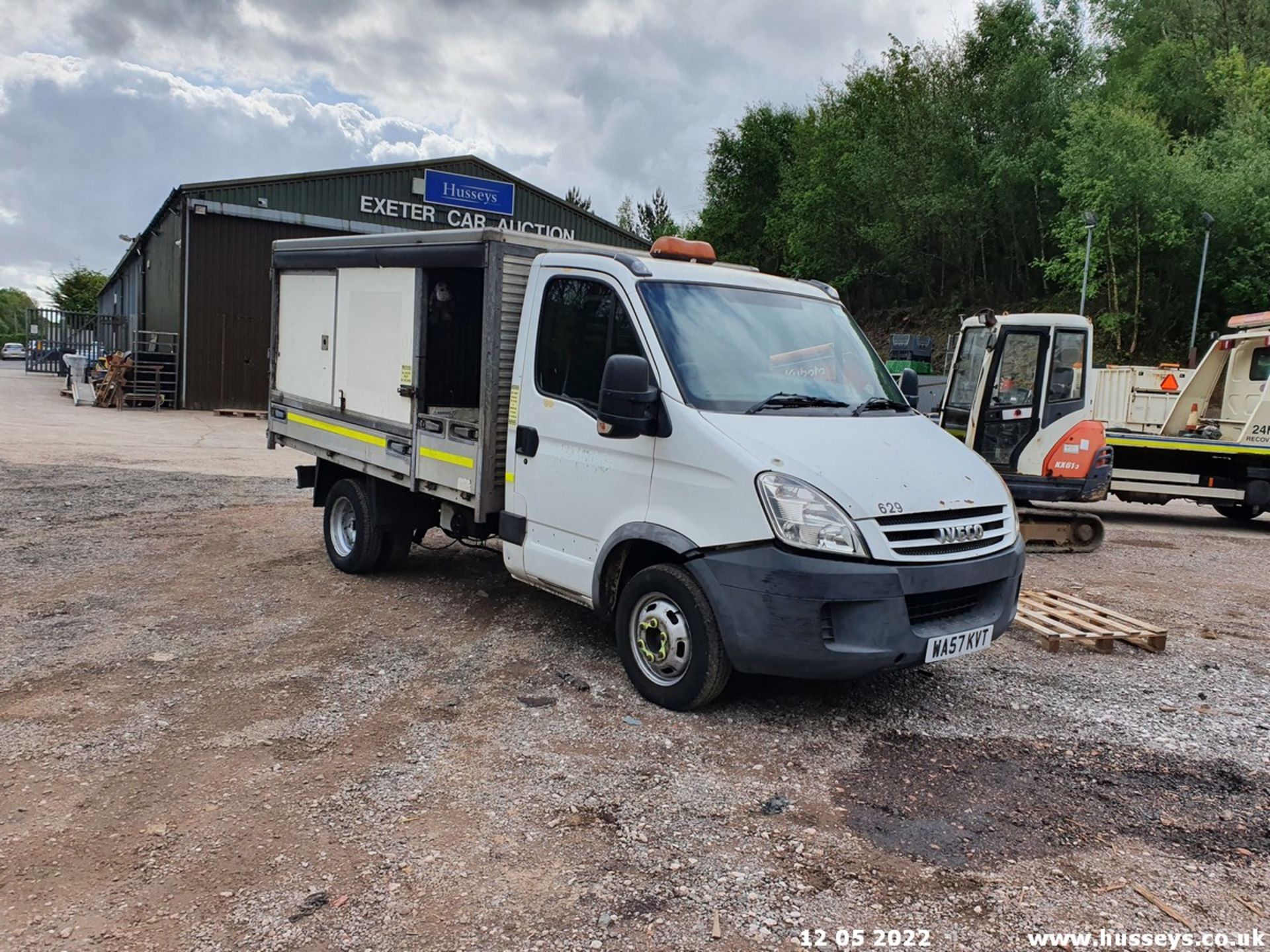 07/57 IVECO DAILY 35C15 MWB - 2998cc 2dr Tipper (White, 212k) - Image 2 of 21