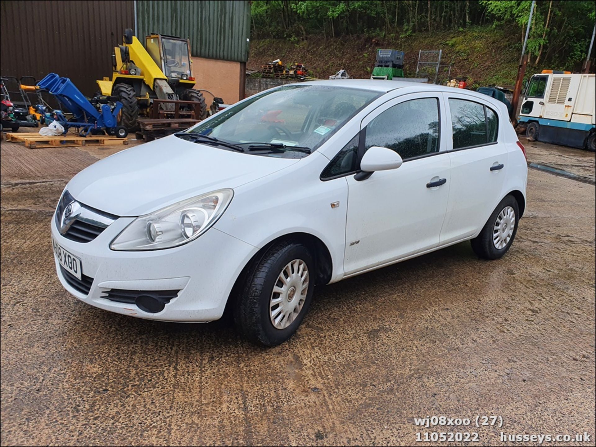 08/08 VAUXHALL CORSA LIFE CDTI - 1248cc 5dr Hatchback (White, 82k) - Image 28 of 48