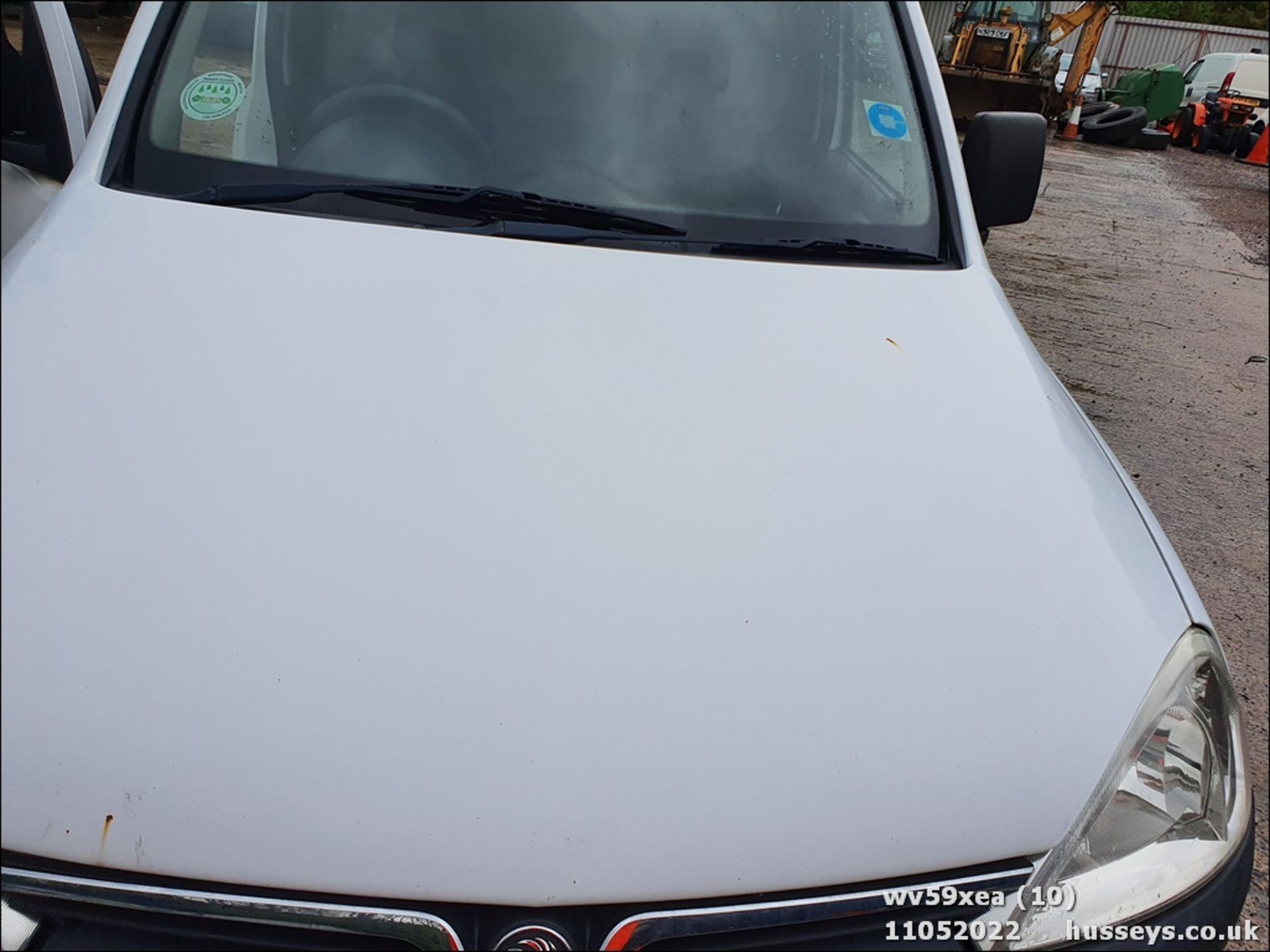 09/59 VAUXHALL COMBO 1700 CDTI - 1248cc 5dr Van (White, 80k) - Image 10 of 46