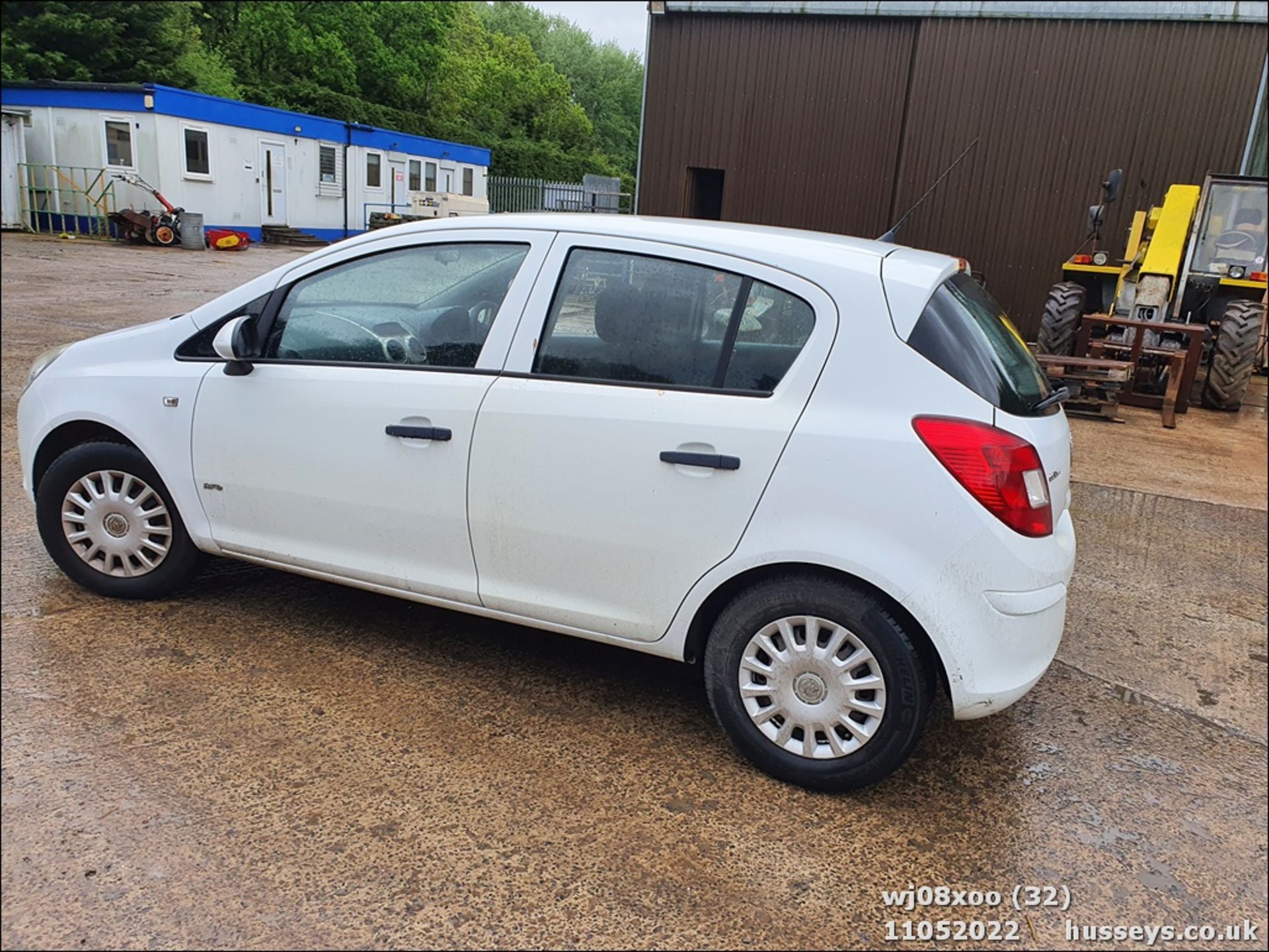 08/08 VAUXHALL CORSA LIFE CDTI - 1248cc 5dr Hatchback (White, 82k) - Image 33 of 48