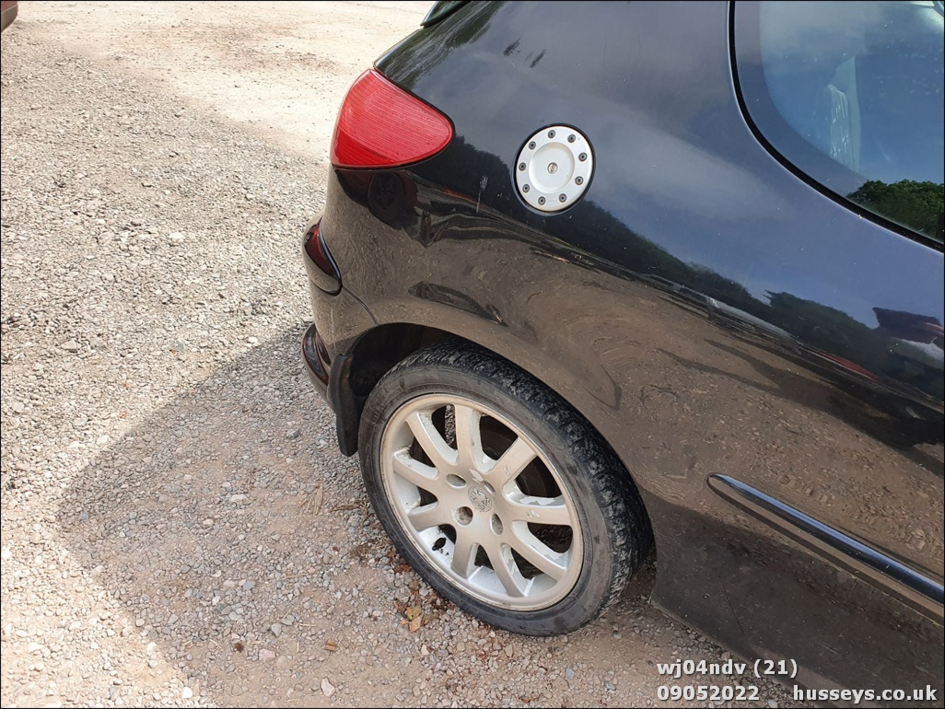 04/04 PEUGEOT 206 XSI TDI - 1997cc 3dr Hatchback (Black, 172k) - Image 21 of 43