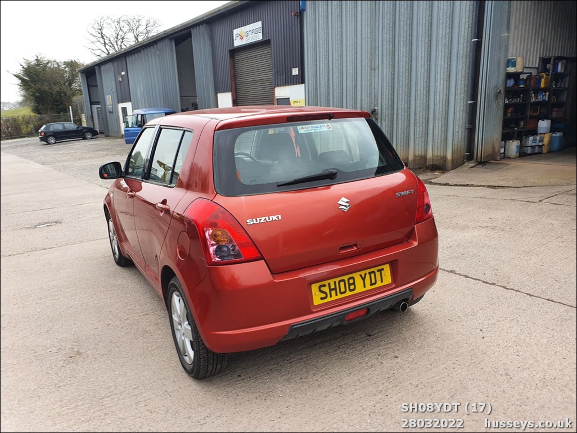 08/08 SUZUKI SWIFT DDIS - 1248cc 5dr Hatchback (Orange) - Image 7 of 40