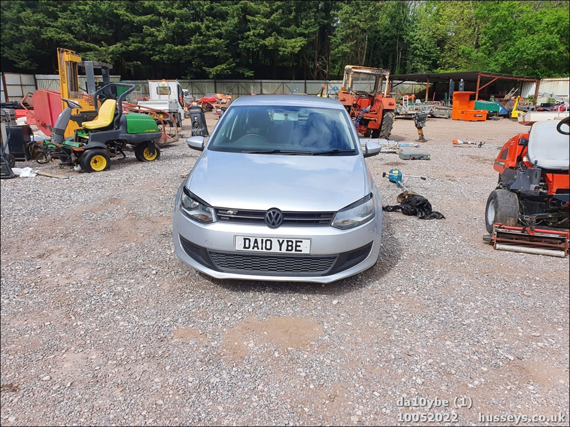 10/10 VOLKSWAGEN POLO SE 70 - 1198cc 5dr Hatchback (Silver, 117k) - Image 14 of 45