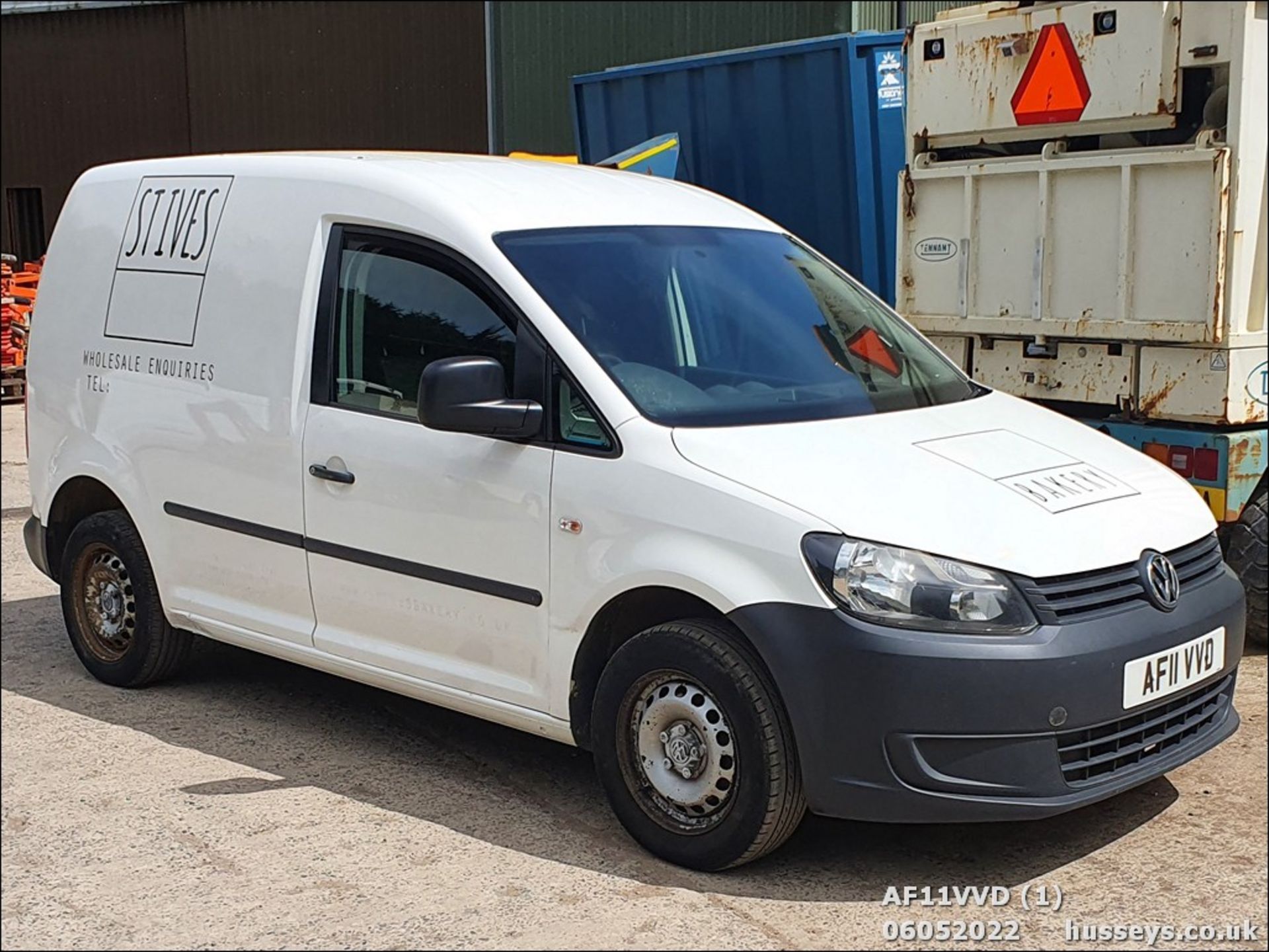 11/11 VOLKSWAGEN CADDY C20 PLUS TDI 102 - 1598cc 5dr Van (White)