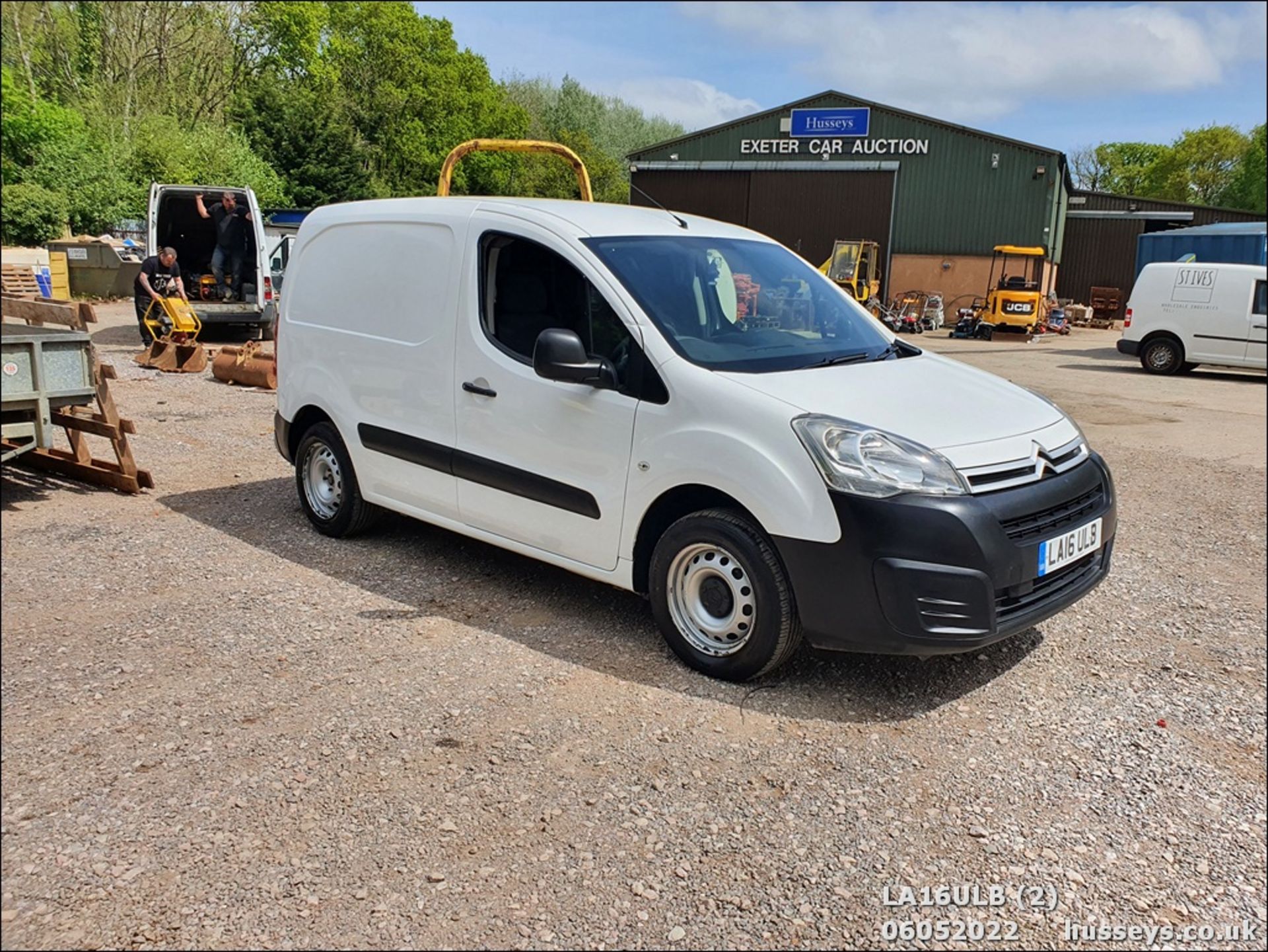 16/16 CITROEN BERLINGO 625 LX BLUEHDI S - 1560cc 5dr Van (White, 149k) - Image 3 of 30