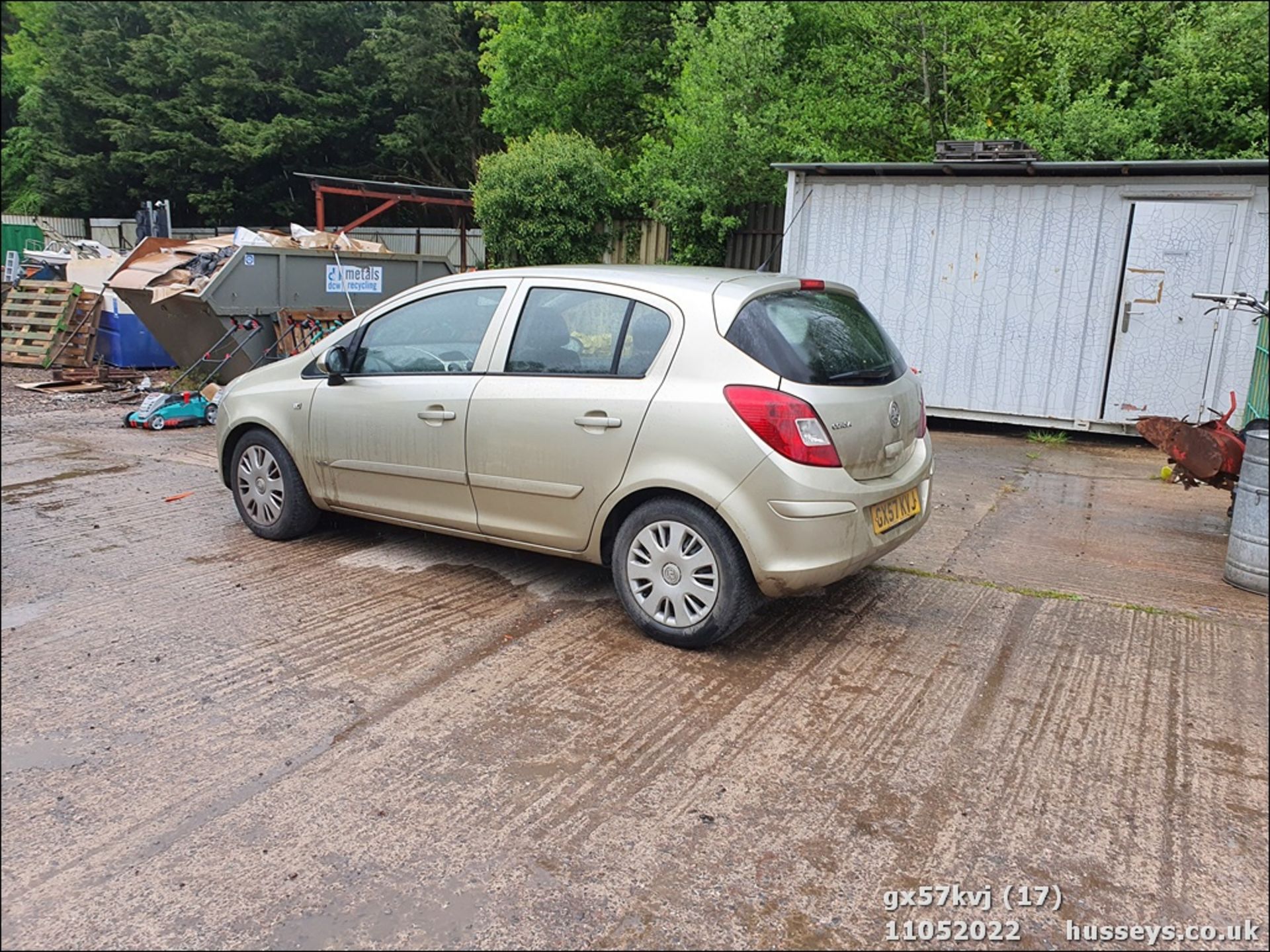 07/57 VAUXHALL CORSA CLUB A/C AUTO - 1364cc 5dr Hatchback (Gold) - Image 15 of 35