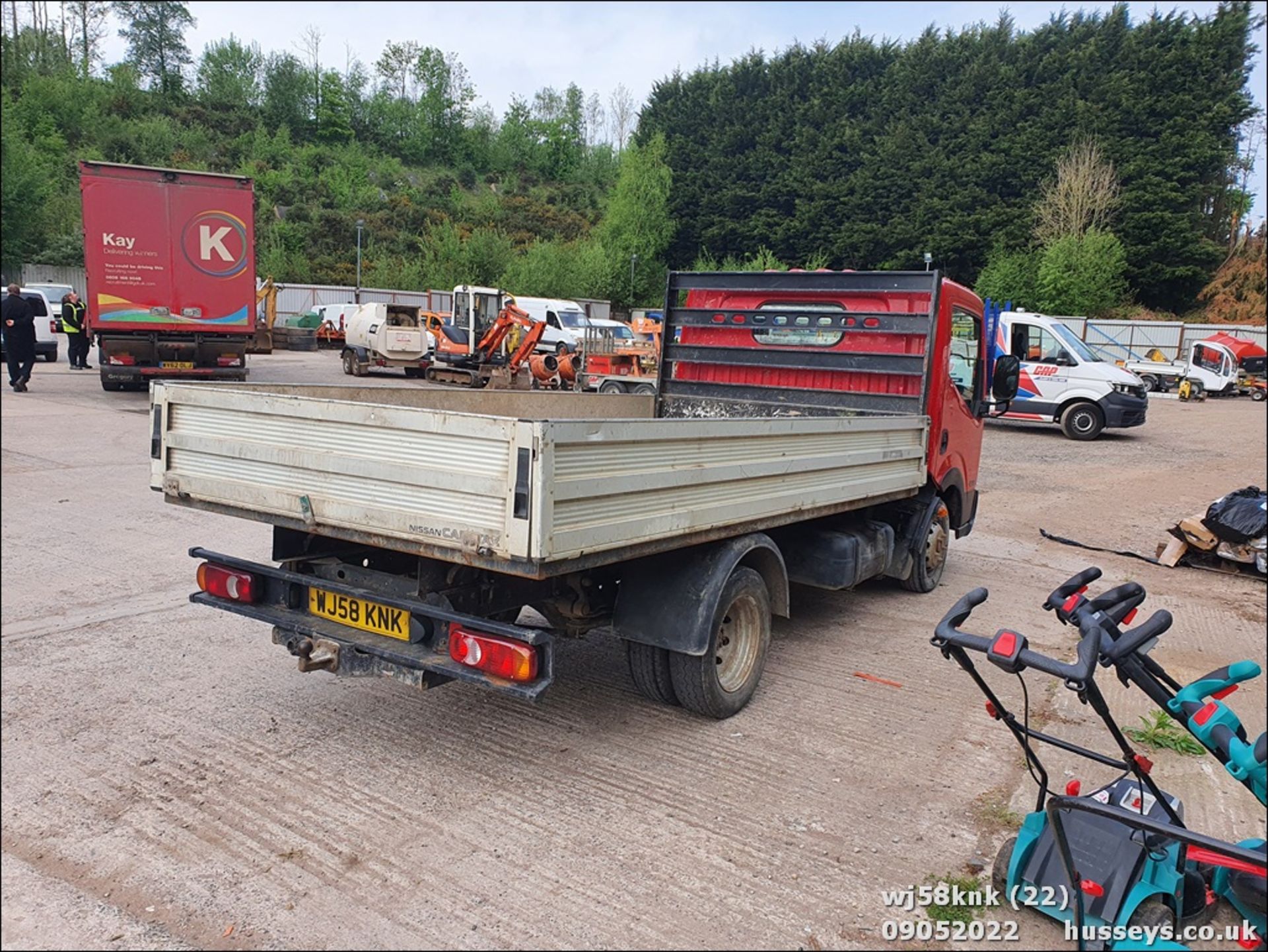 08/58 NISSAN CABSTAR 35.13 S/C MWB - 2488cc 2dr Pickup (Red, 133k) - Image 22 of 25