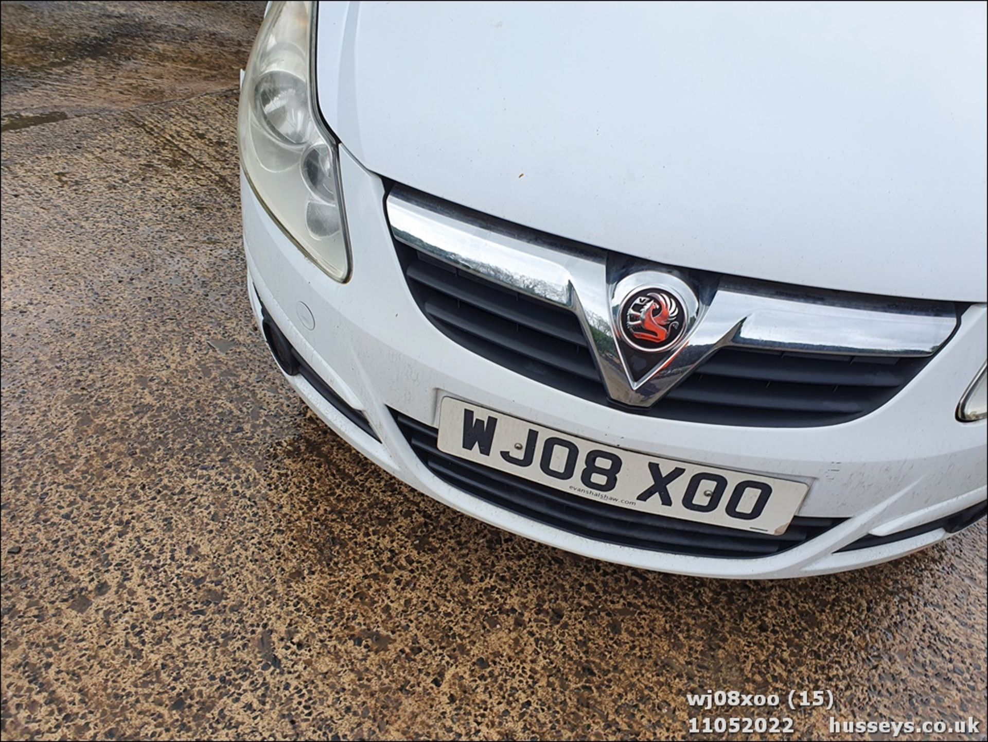 08/08 VAUXHALL CORSA LIFE CDTI - 1248cc 5dr Hatchback (White, 82k) - Image 16 of 48