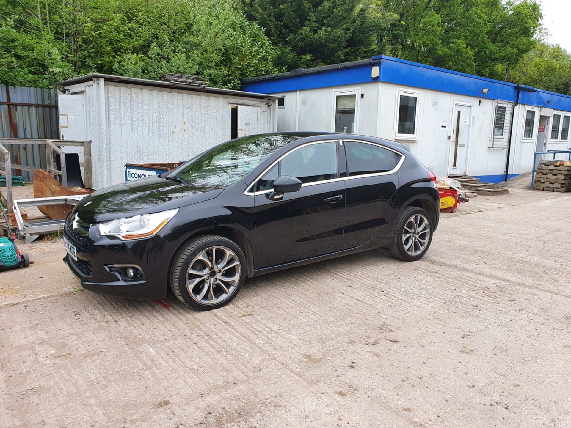 14/14 CITROEN DS4 DSTYLE AIRDREAM E-HDI - 1560cc 5dr Hatchback (Black, 147k) - Image 11 of 36