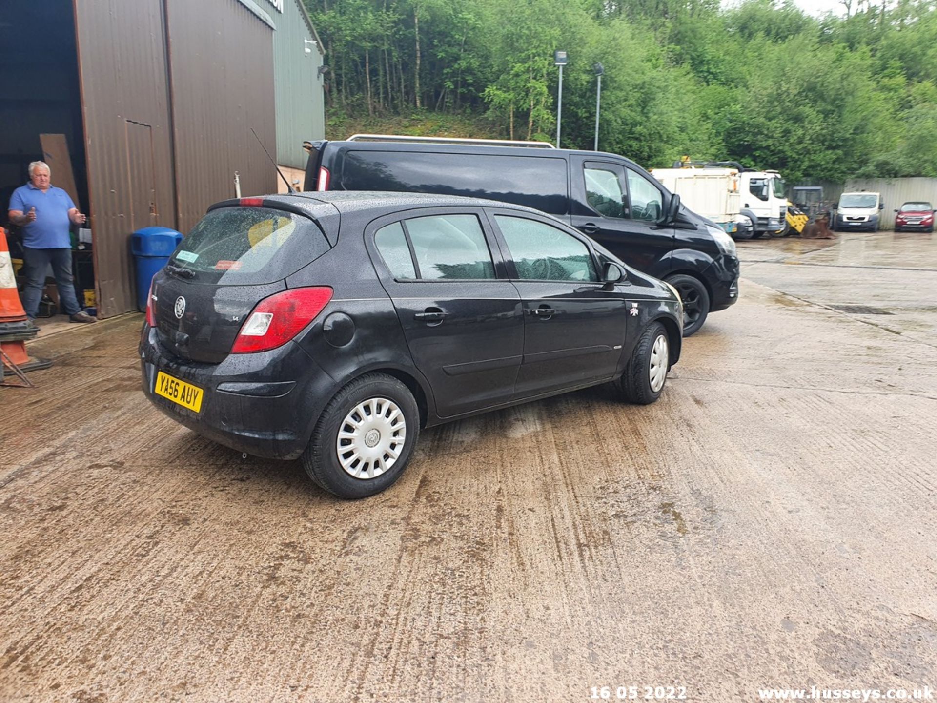 07/56 VAUXHALL CORSA CLUB A/C - 1364cc 5dr Hatchback (Black, 131k) - Image 7 of 34