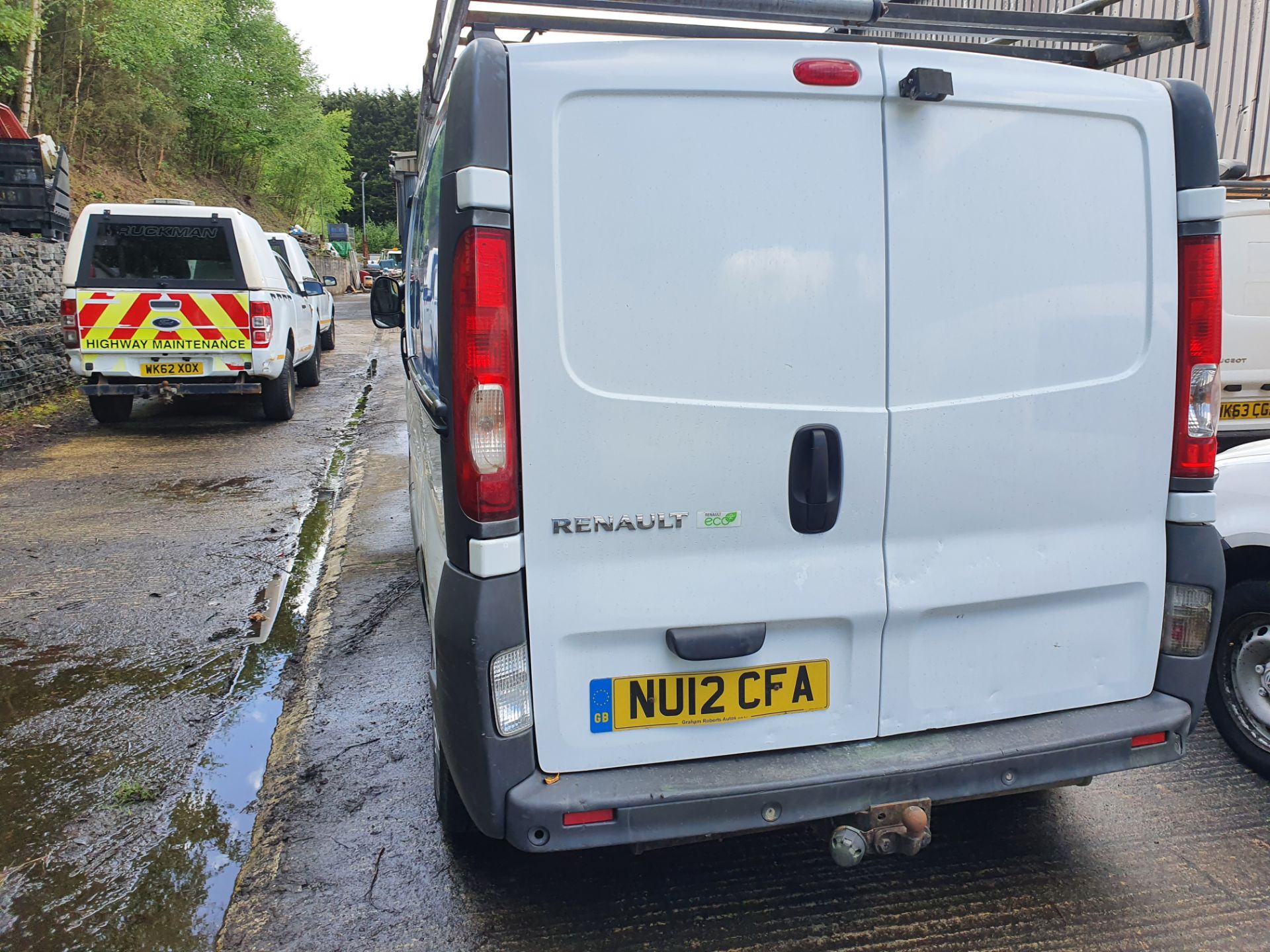 12/12 RENAULT TRAFIC LL29 DCI - 1995cc Van (White, 136k) - Image 10 of 25