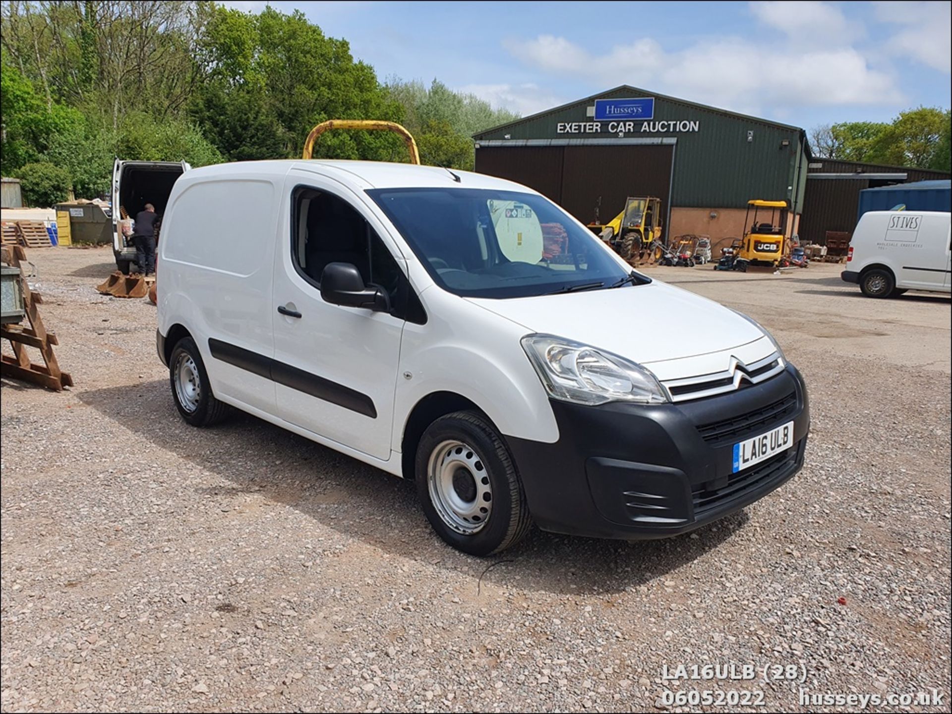 16/16 CITROEN BERLINGO 625 LX BLUEHDI S - 1560cc 5dr Van (White, 149k) - Image 29 of 30