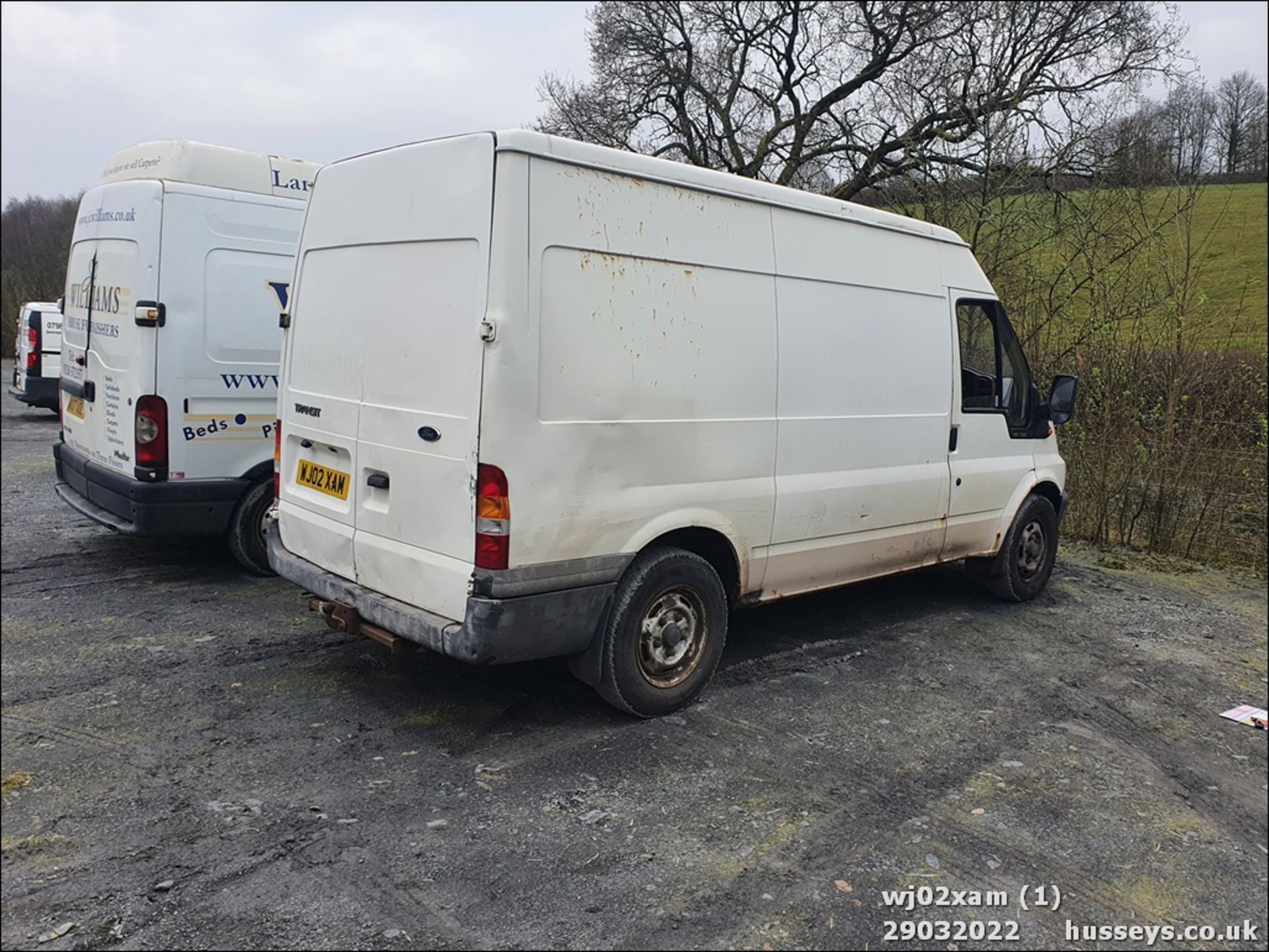 02/02 FORD TRANSIT 350 MWB TD - 2402cc 5dr Van (White, 132k) - Image 3 of 23