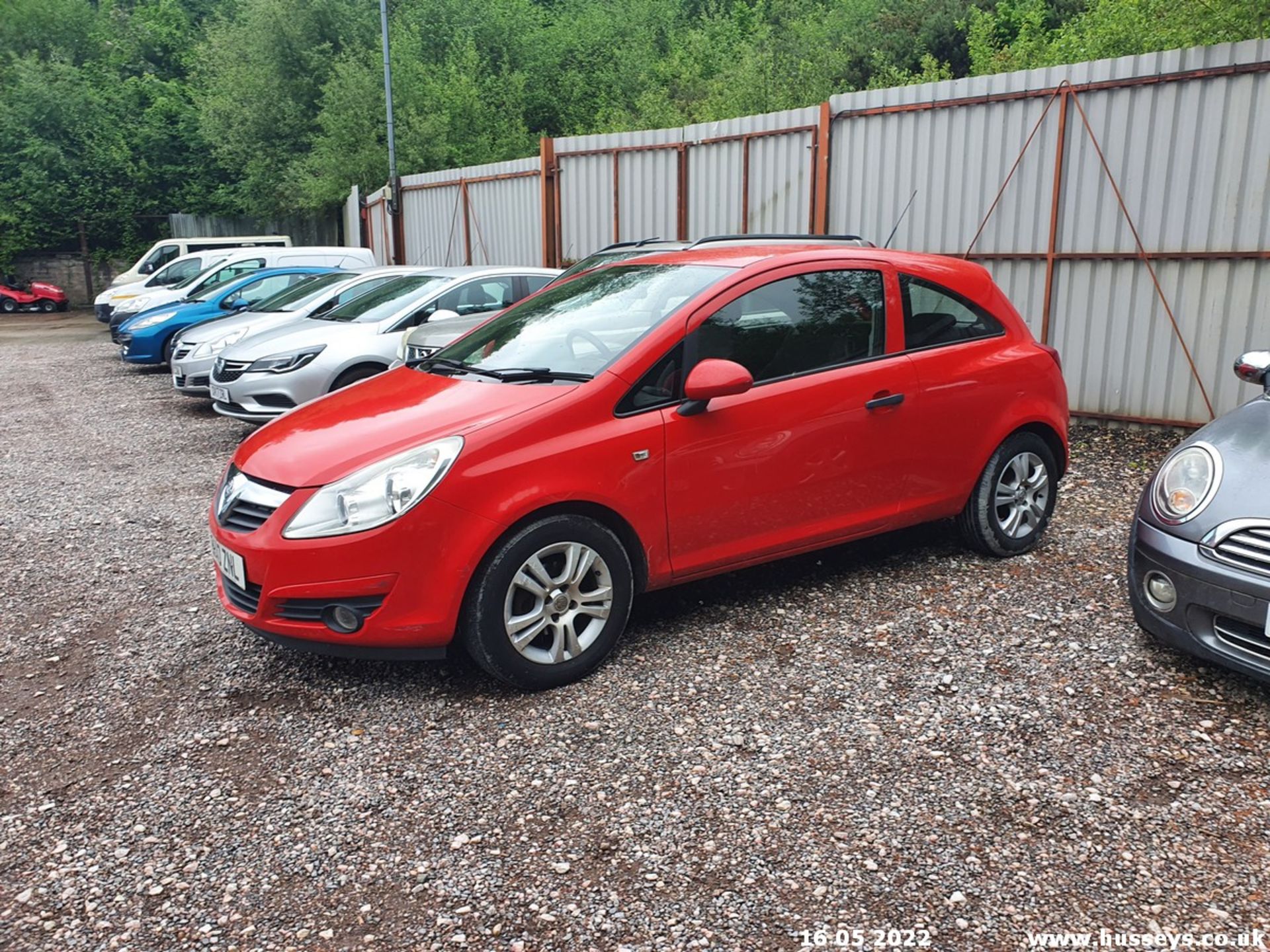 10/10 VAUXHALL CORSA ENERGY ECOFLEX - 998cc 3dr Hatchback (Red, 86k) - Image 11 of 33