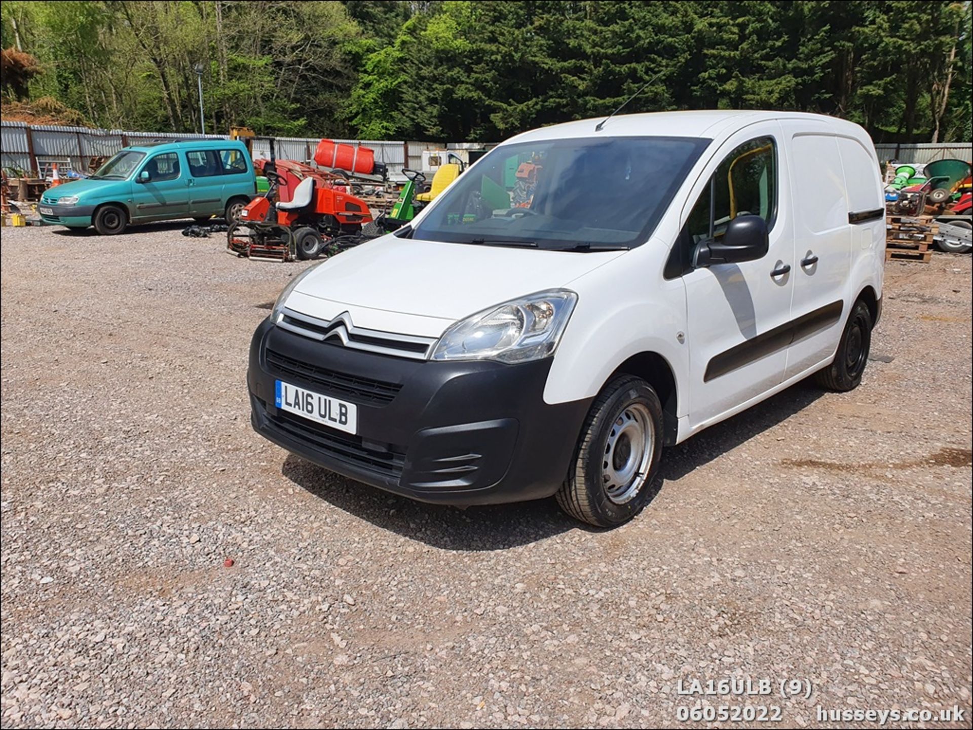 16/16 CITROEN BERLINGO 625 LX BLUEHDI S - 1560cc 5dr Van (White, 149k) - Image 10 of 30