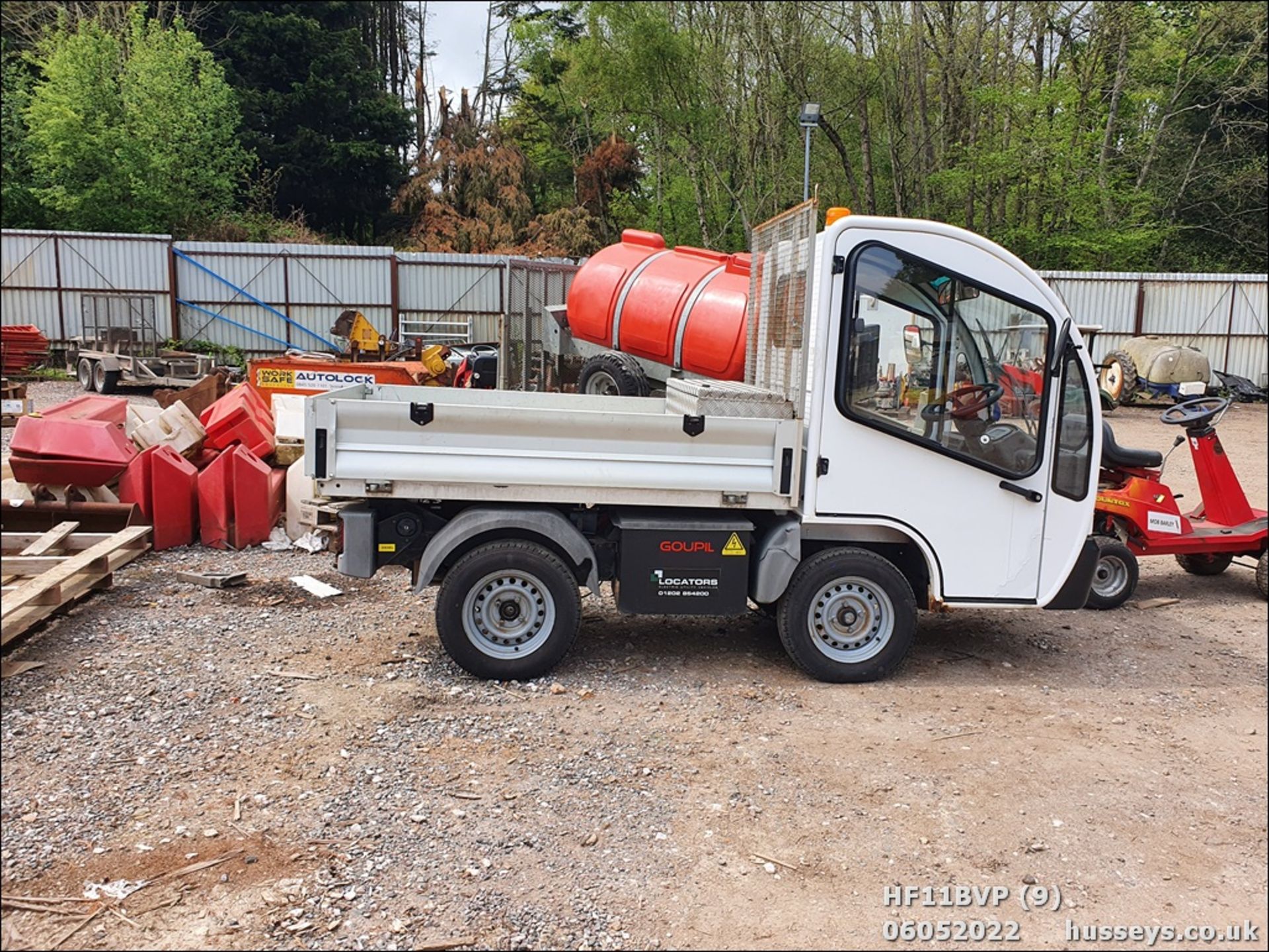 11/11 GOUPIL G3S ELECTRIC Tipper (White) - Image 9 of 25